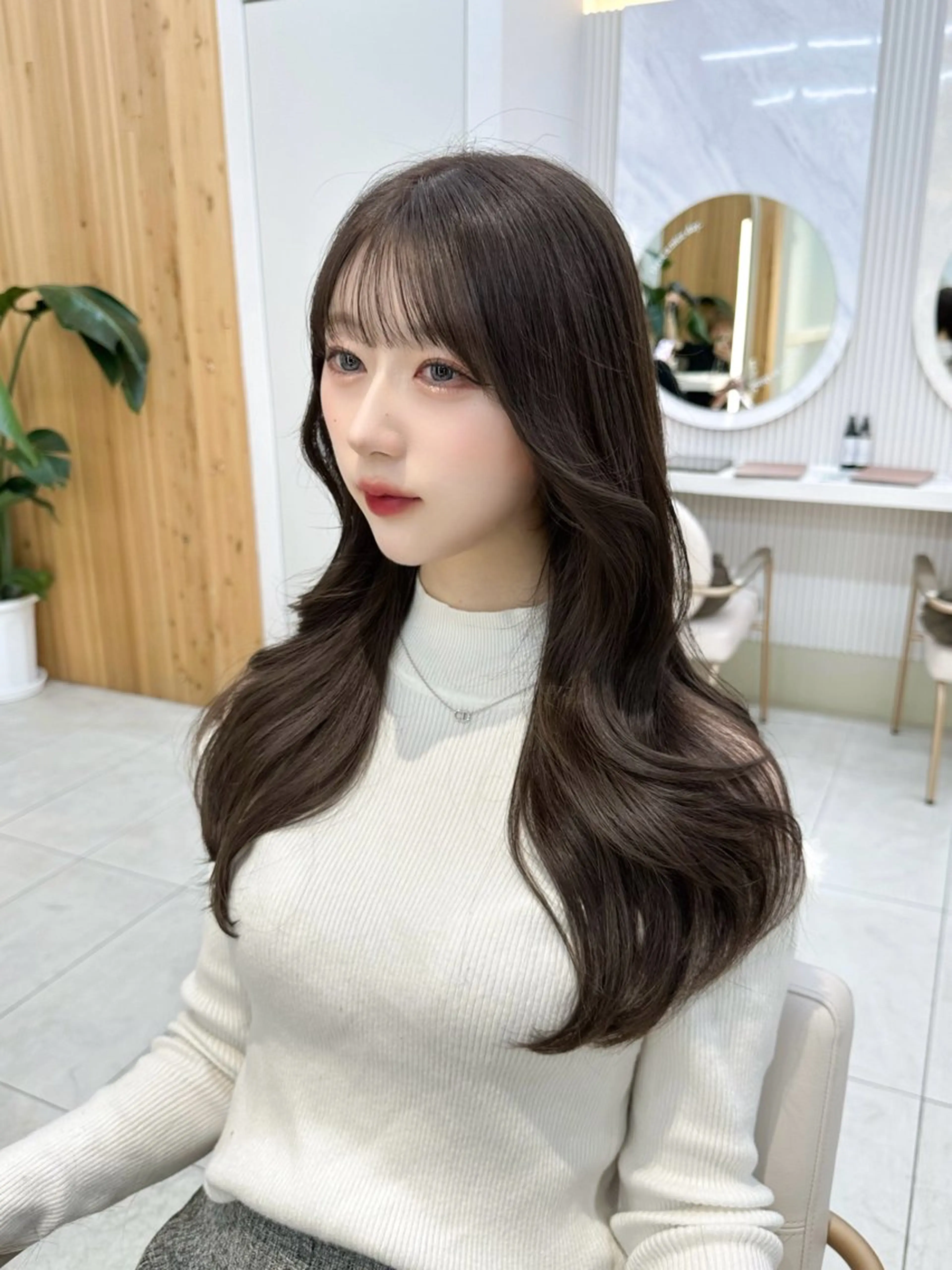 セミロング カラー カット ヘアカラー トリートメント 🇰🇷韓国風くびれ ヘア🇰🇷中村優大のヘアスタイル