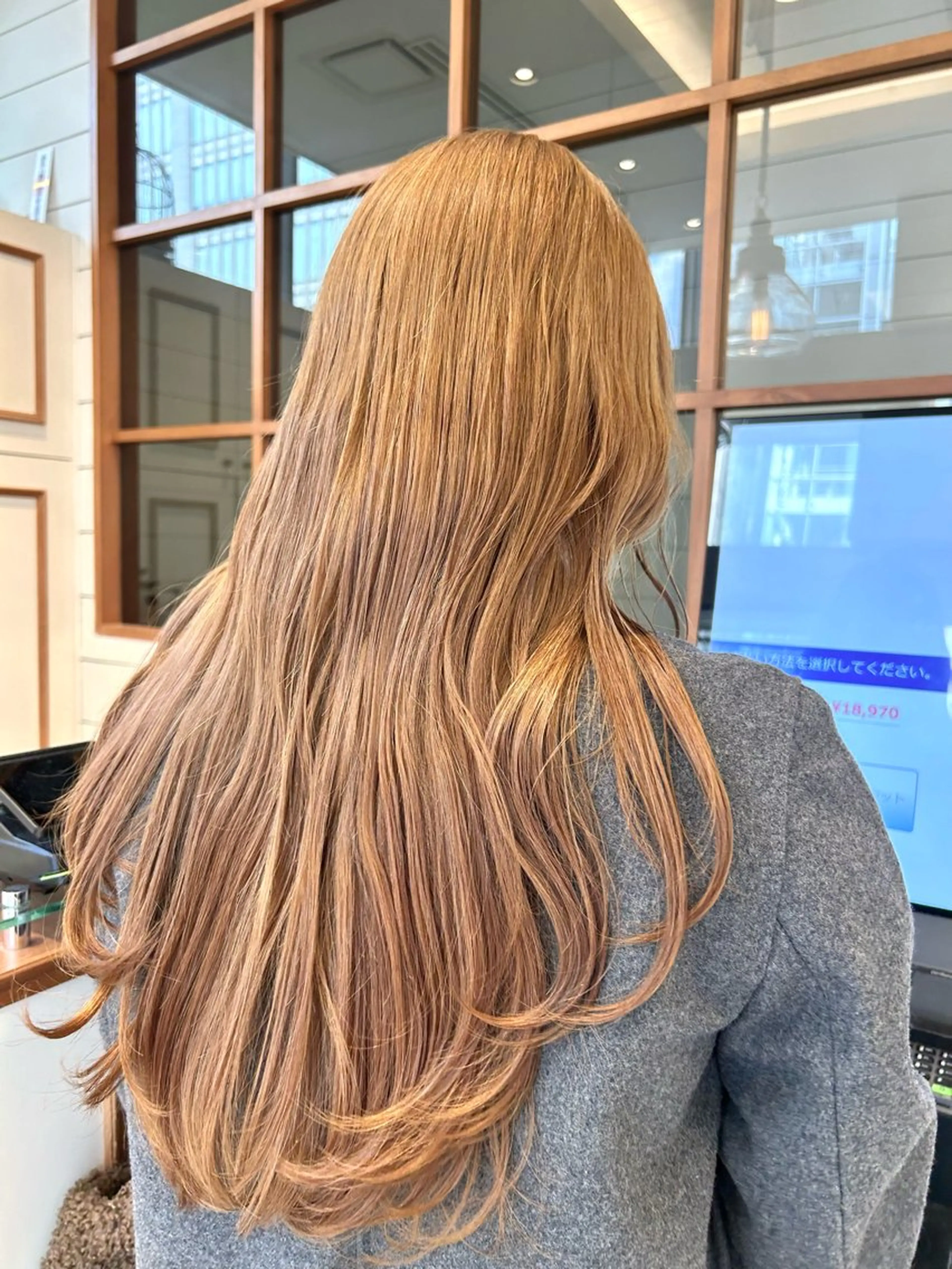 セミロング ヘアカラー トリートメント 🪄あべいくみ レイヤー、メンズ🌙のヘアスタイル