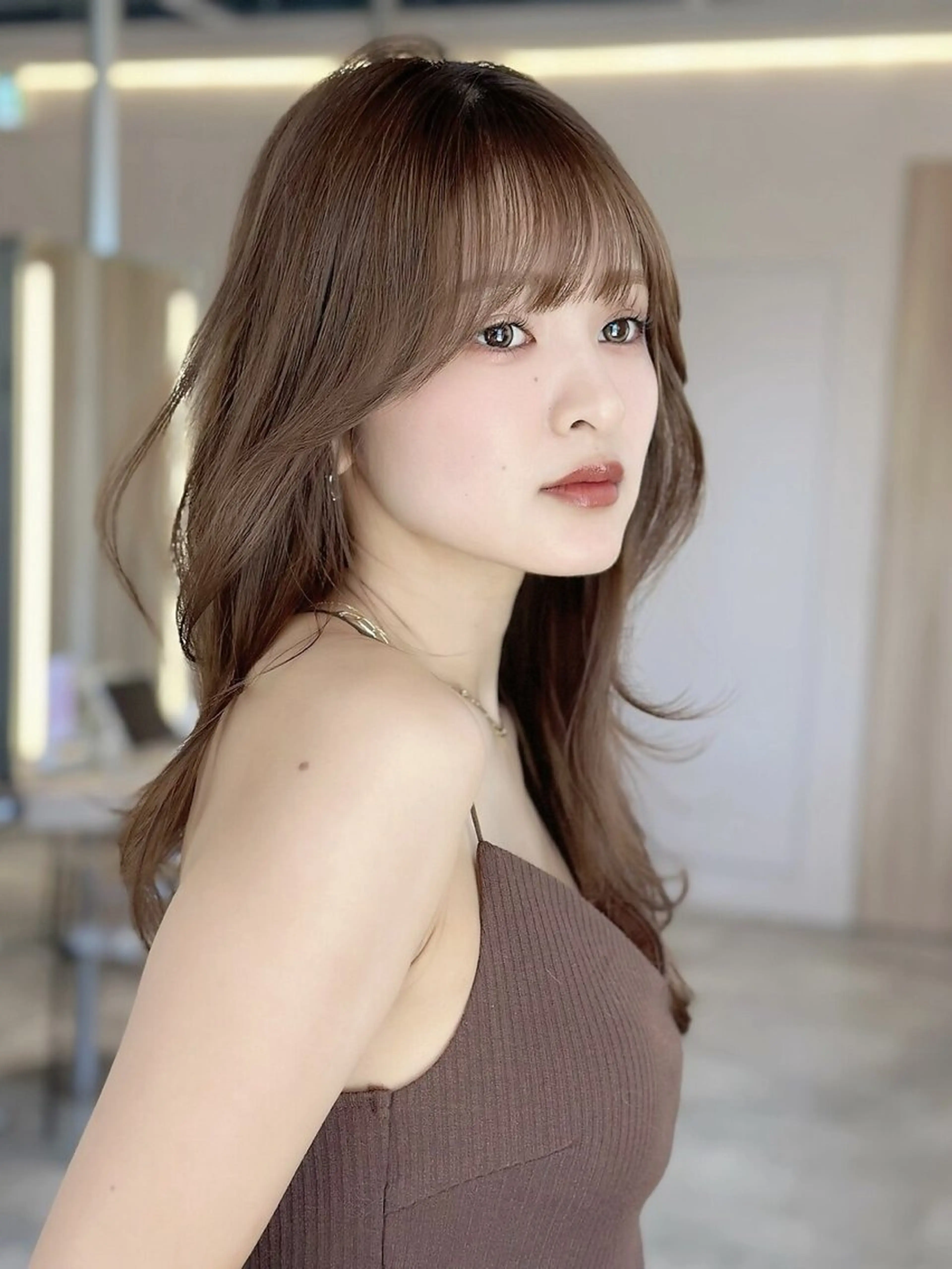 ミディアム Ways TOKYOのヘアスタイル