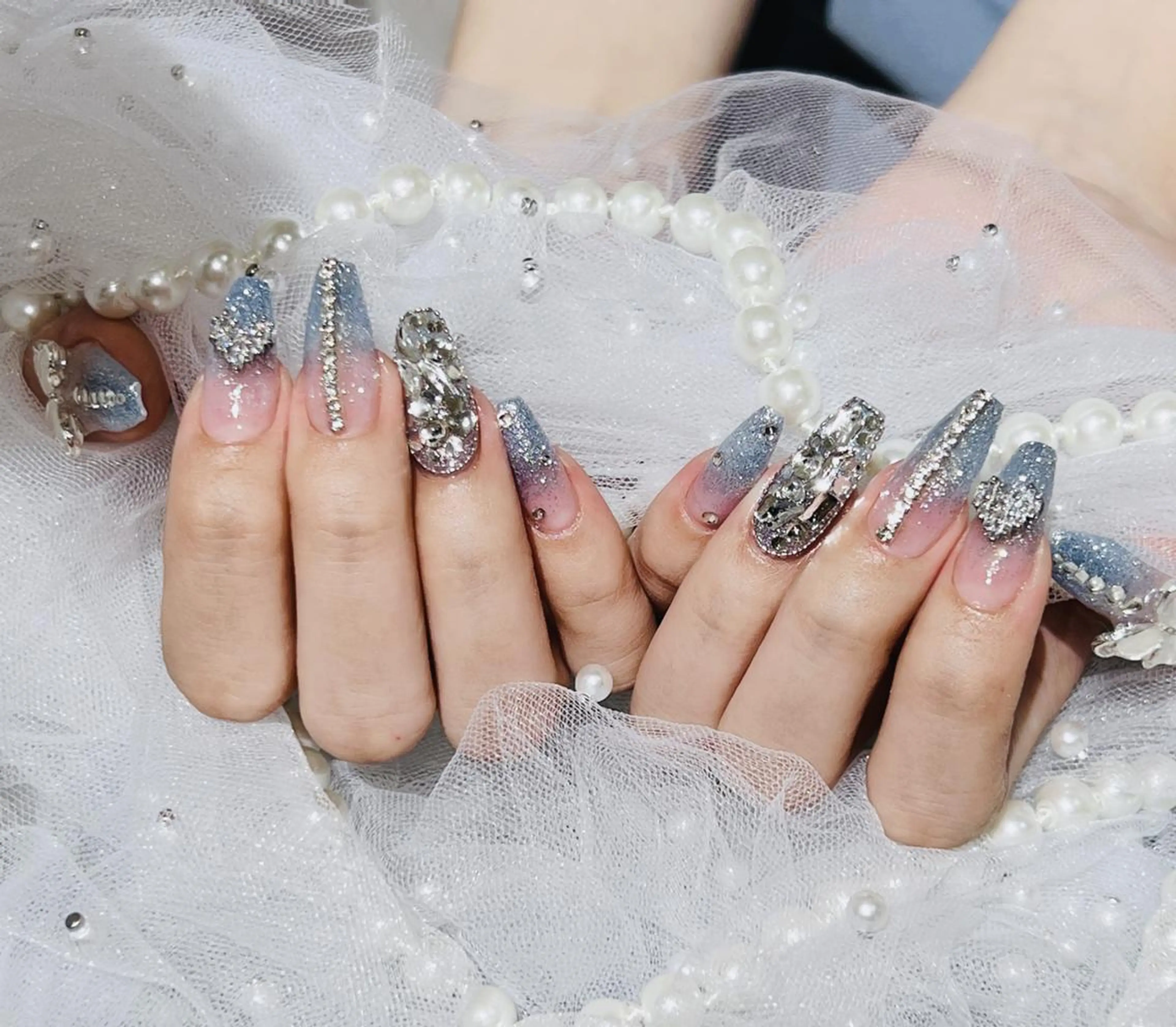 【HANDオフ無し】チップ長さ出し10本ワンカラーorラメグラ+90分【パーツつけ放題】の写真