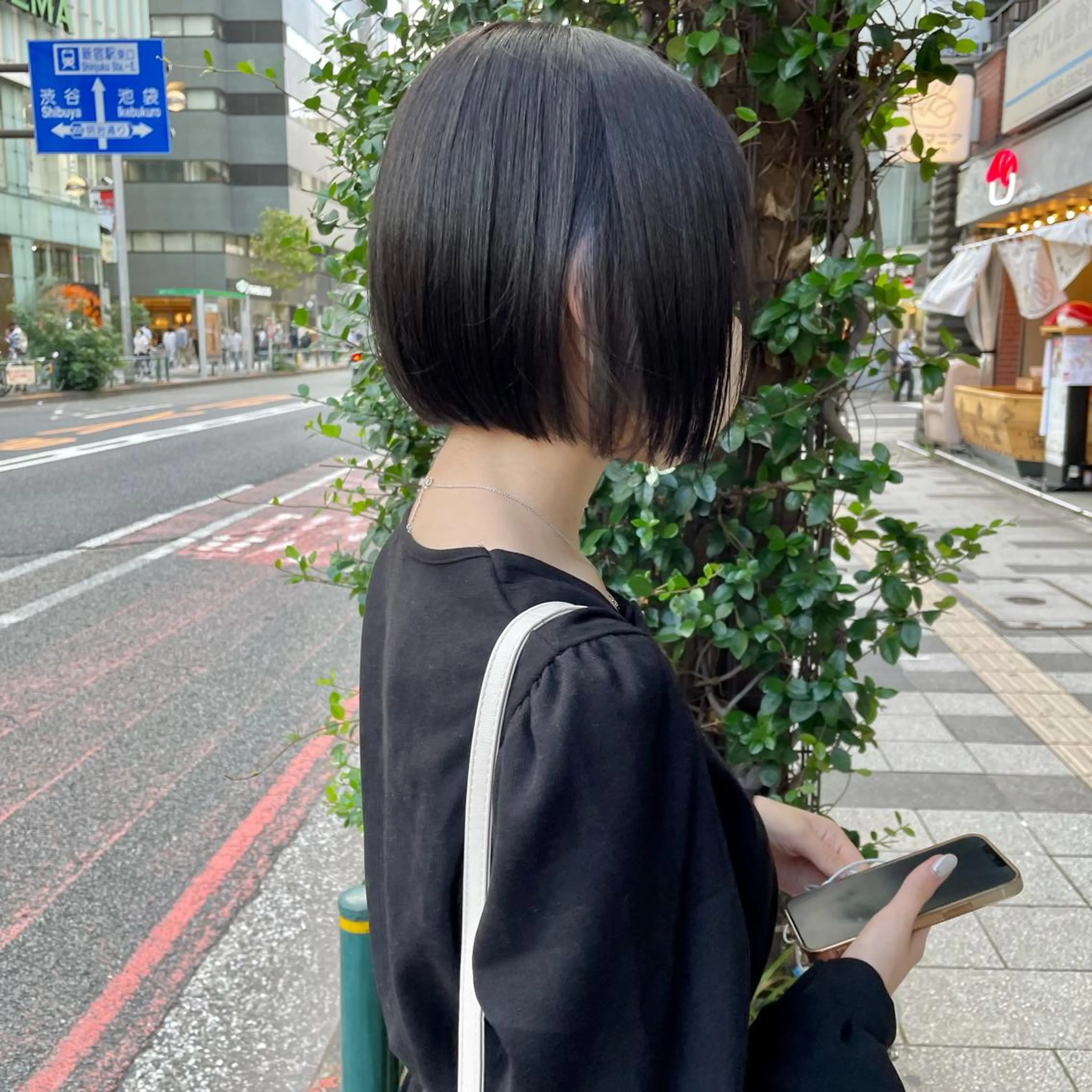 ショート カラー インナーカラー ボブ ショート ボブ メンズ パーマのヘアスタイル