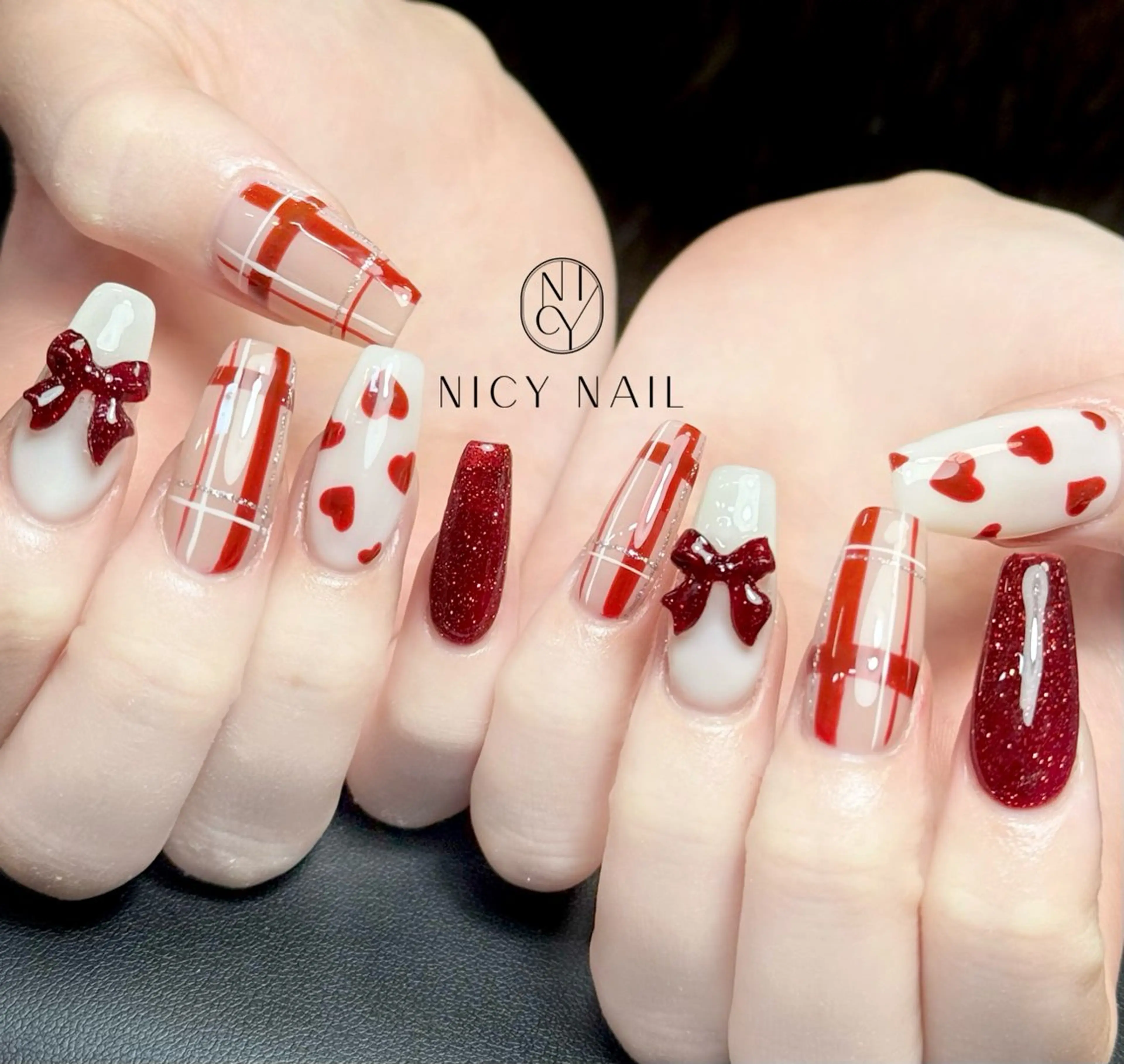 ネイル アートネイル オーロラネイル ブルー チークネイル フットネイル ハンドネイル NICY NAIL 池袋のネイルデザイン