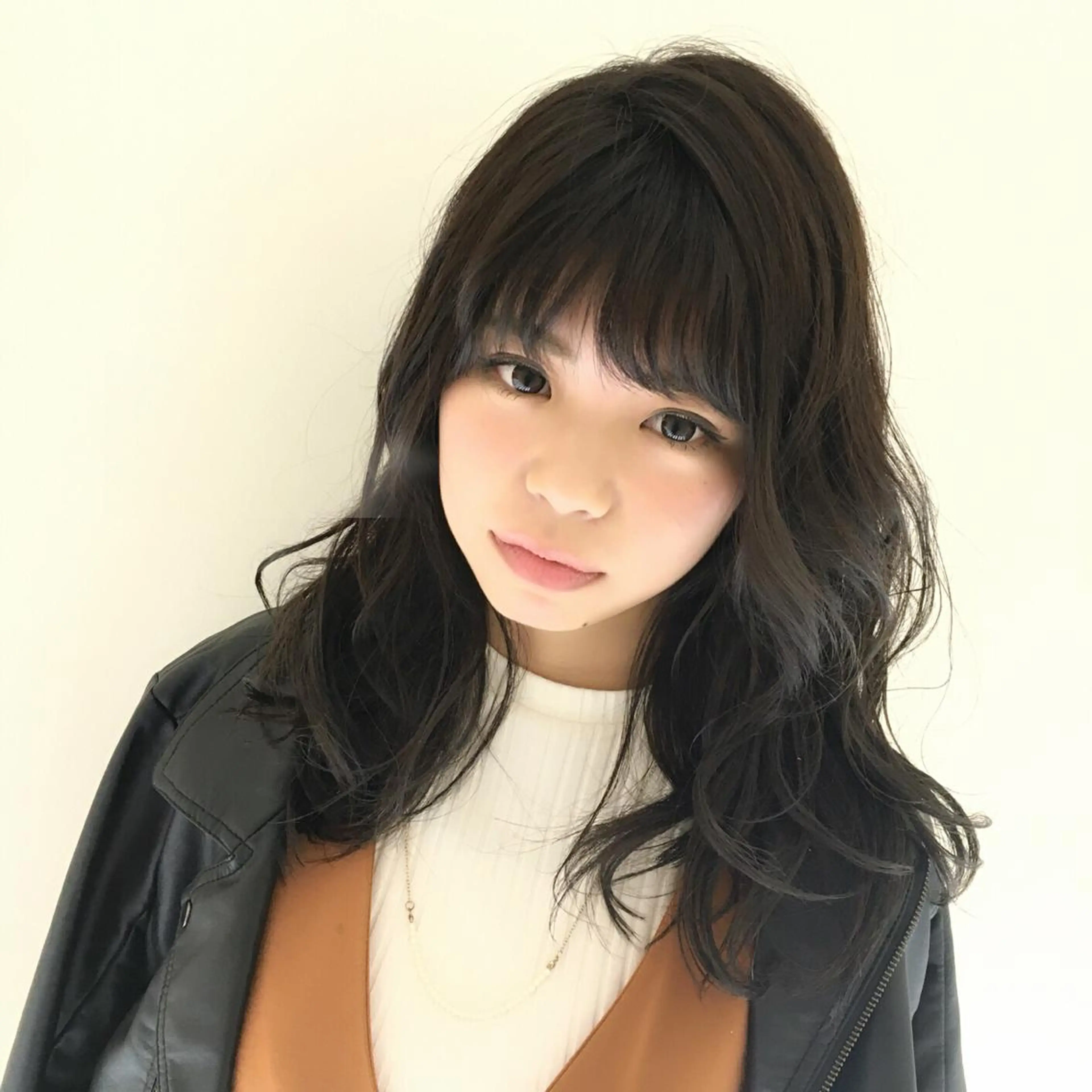 セミロング カット ヘアカラー トリートメント 松佐 ゆかりのヘアスタイル