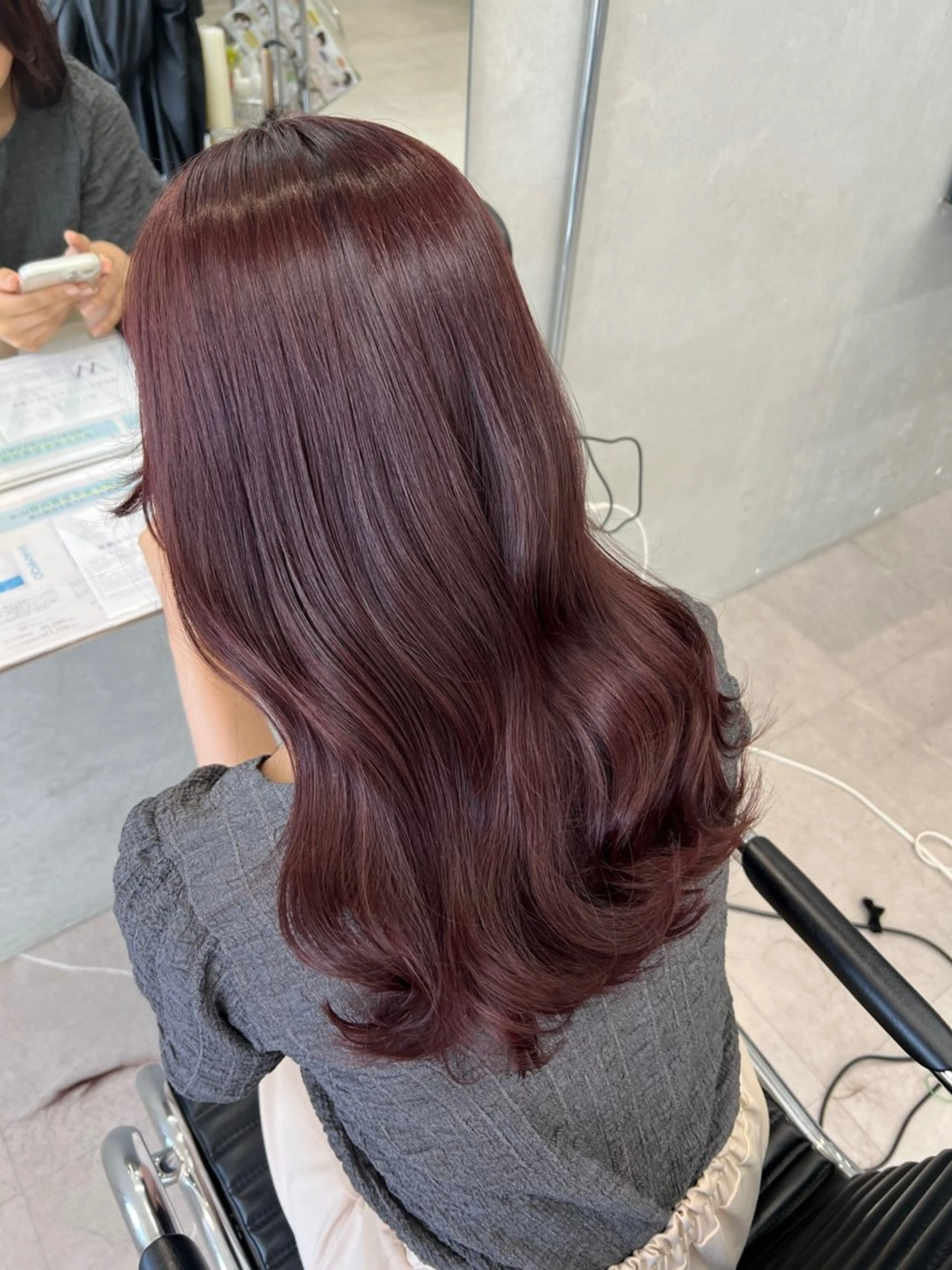 ロング カラー ブラウンカラー ピンクカラー ピンクブラウン 吉田 夢のヘアスタイル