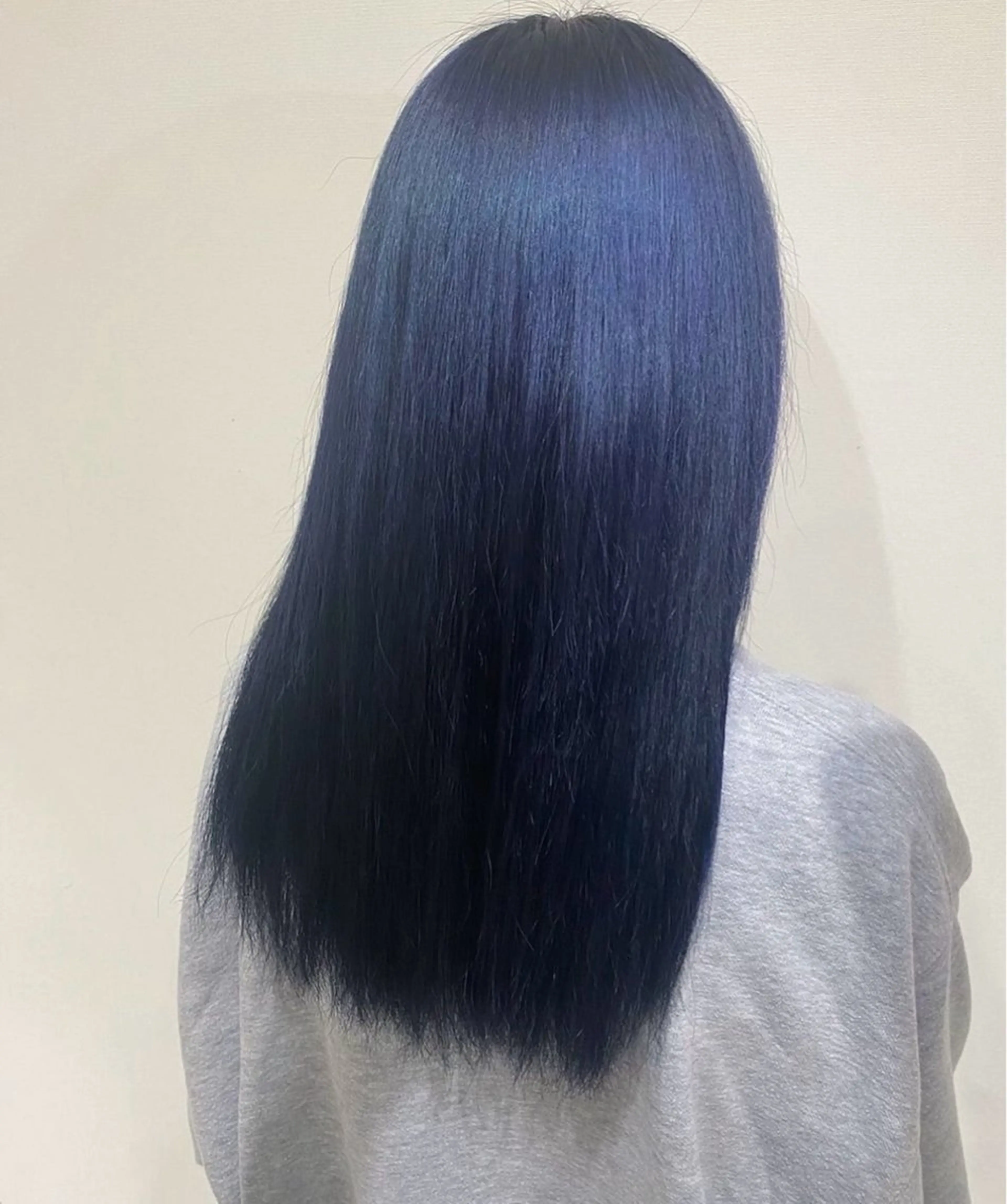 カラー 林 美月のヘアスタイル