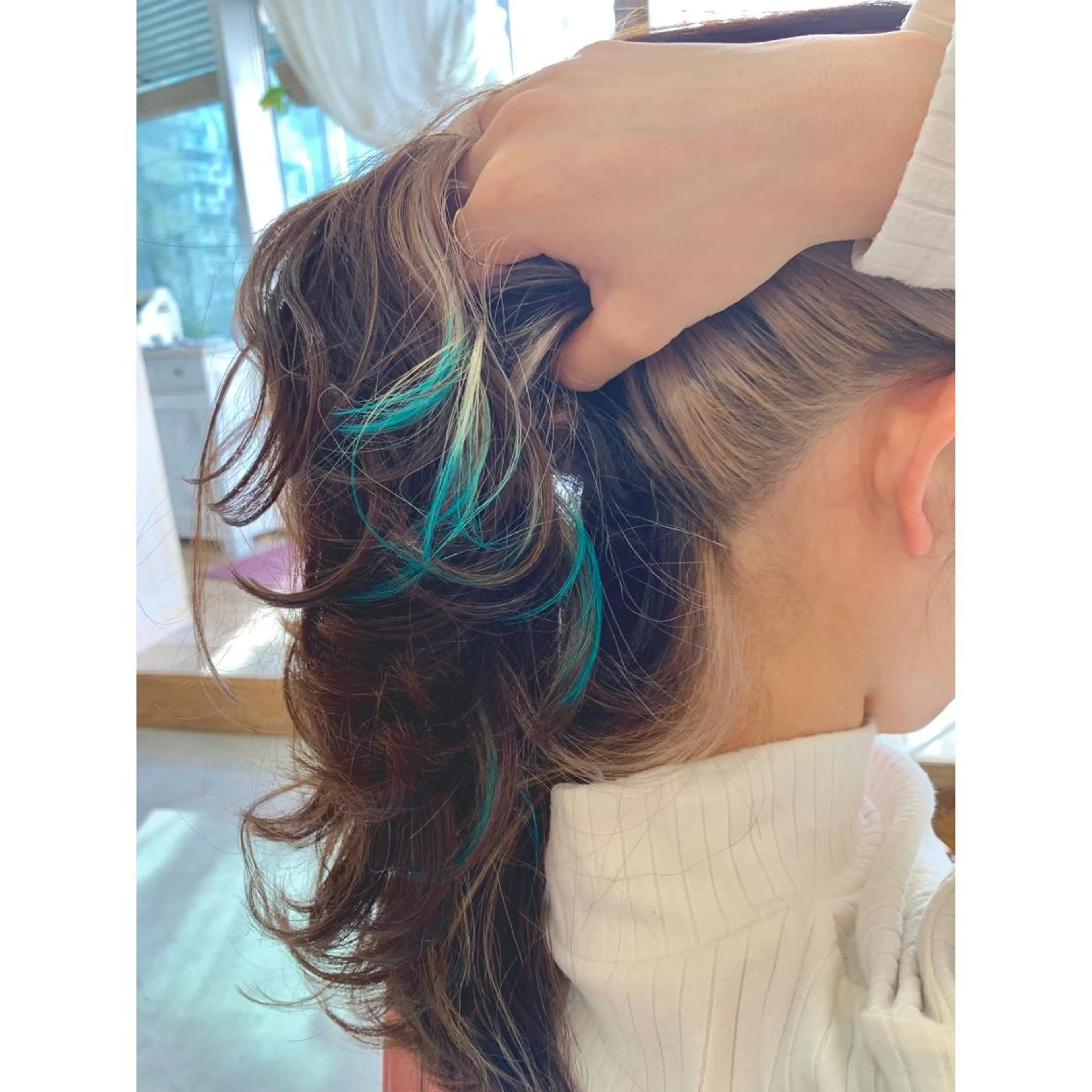 セミロング カラー カット ヘアカラー fio マナミのヘアスタイル