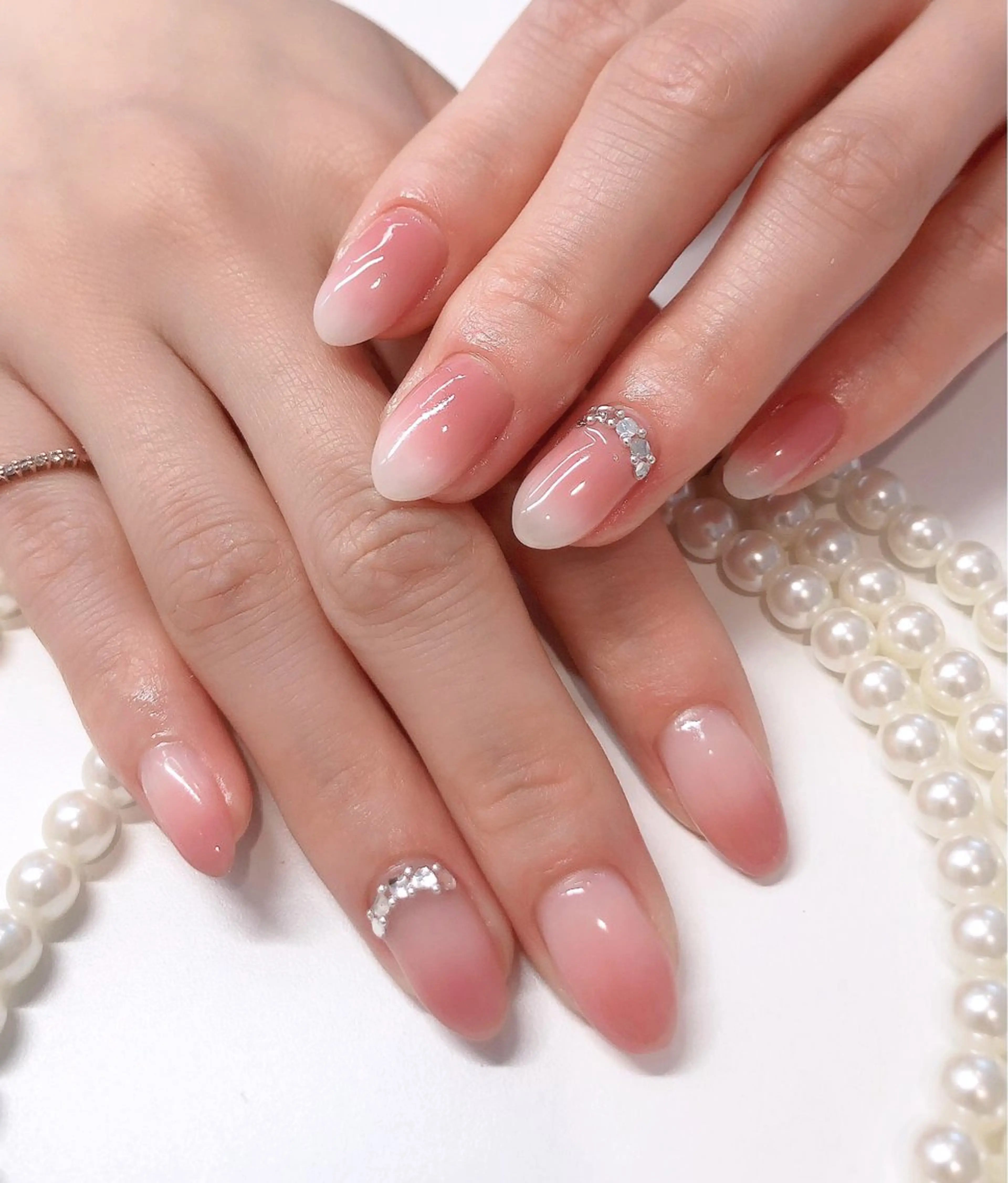 ネイル ハンドネイル 片平 恭子のマツエク・マツパデザイン