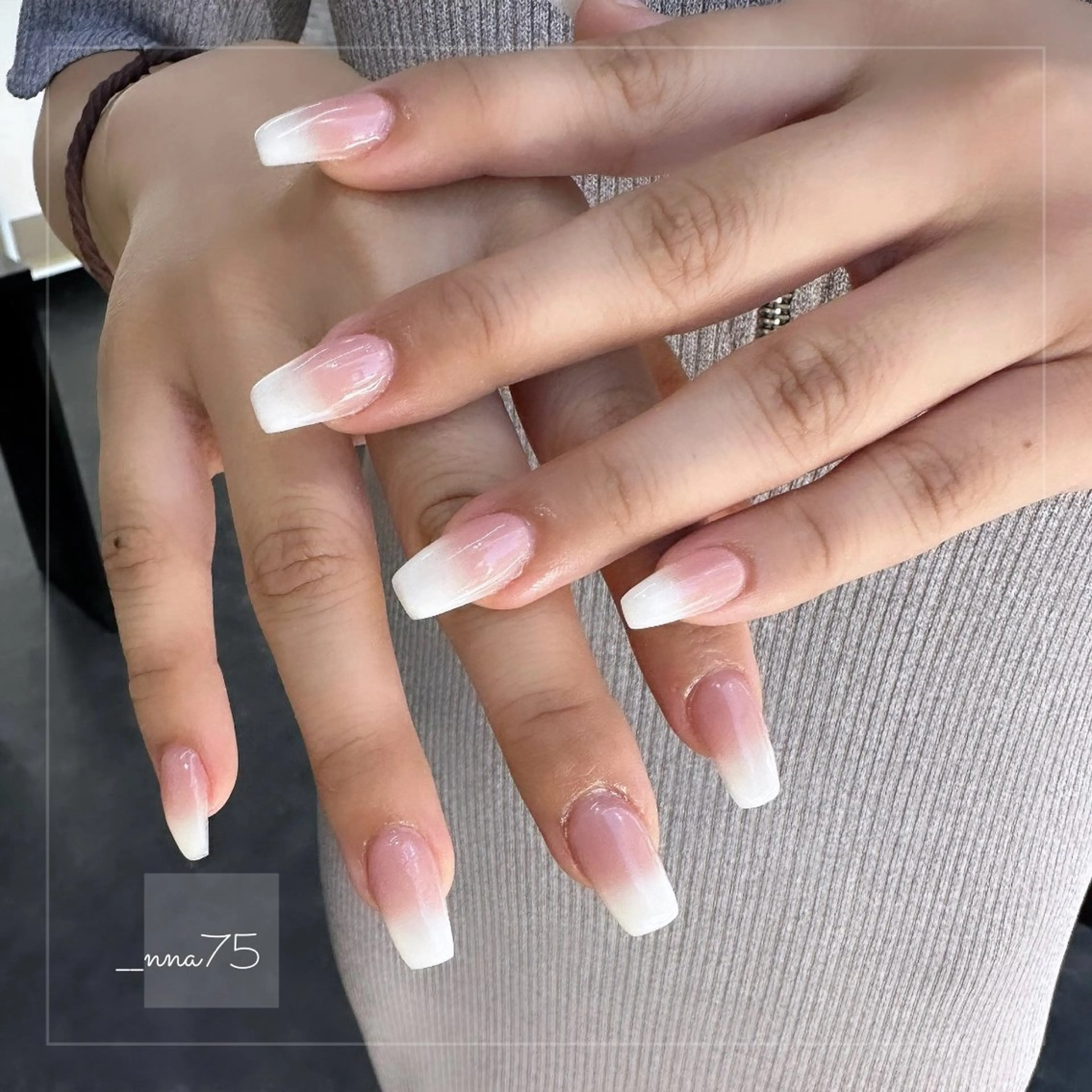 ネイル GRANDE OSU Anna 🧸💛のネイルデザイン