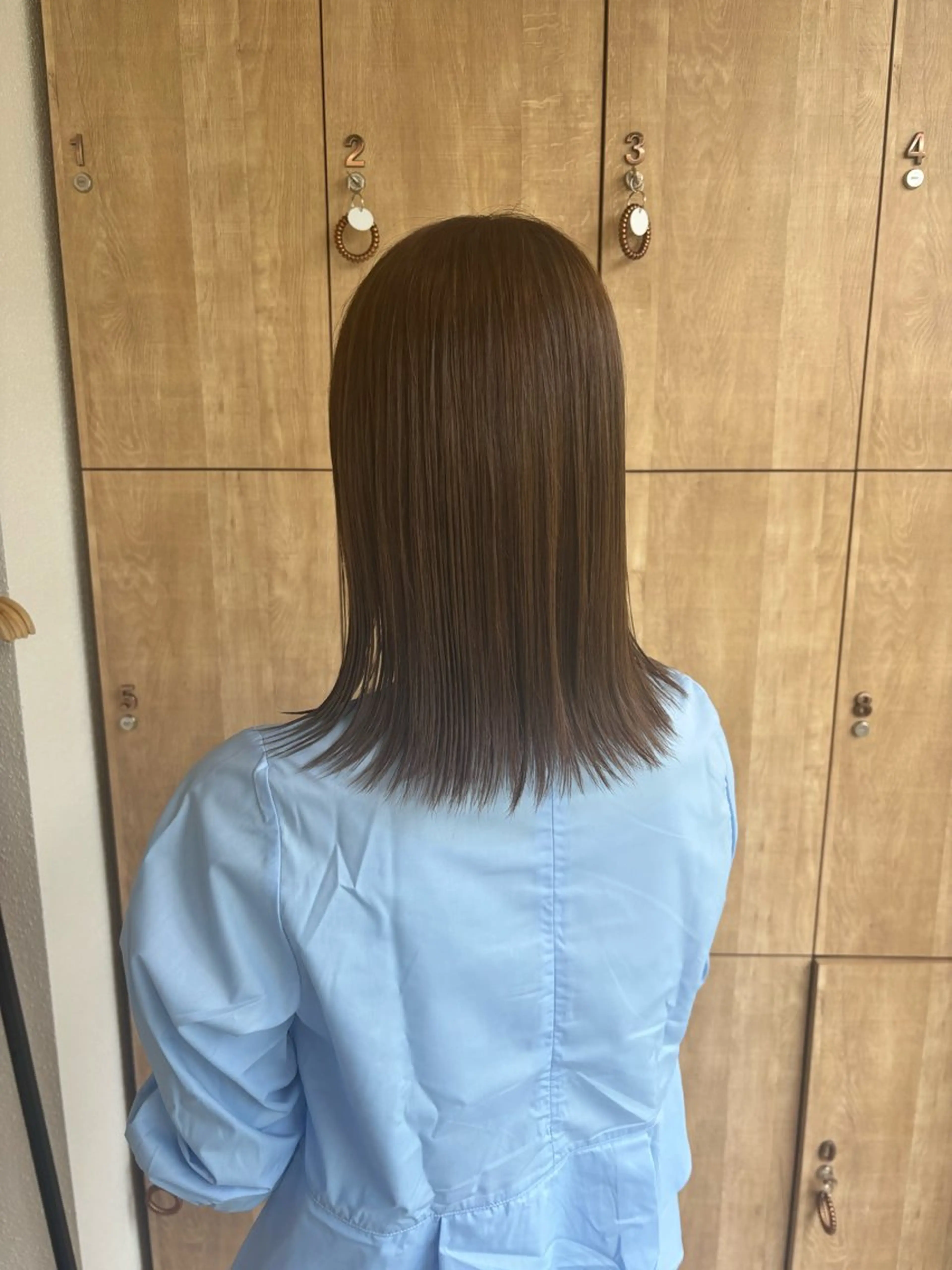 セミロング ヘアカラー 盛田 望来のヘアスタイル