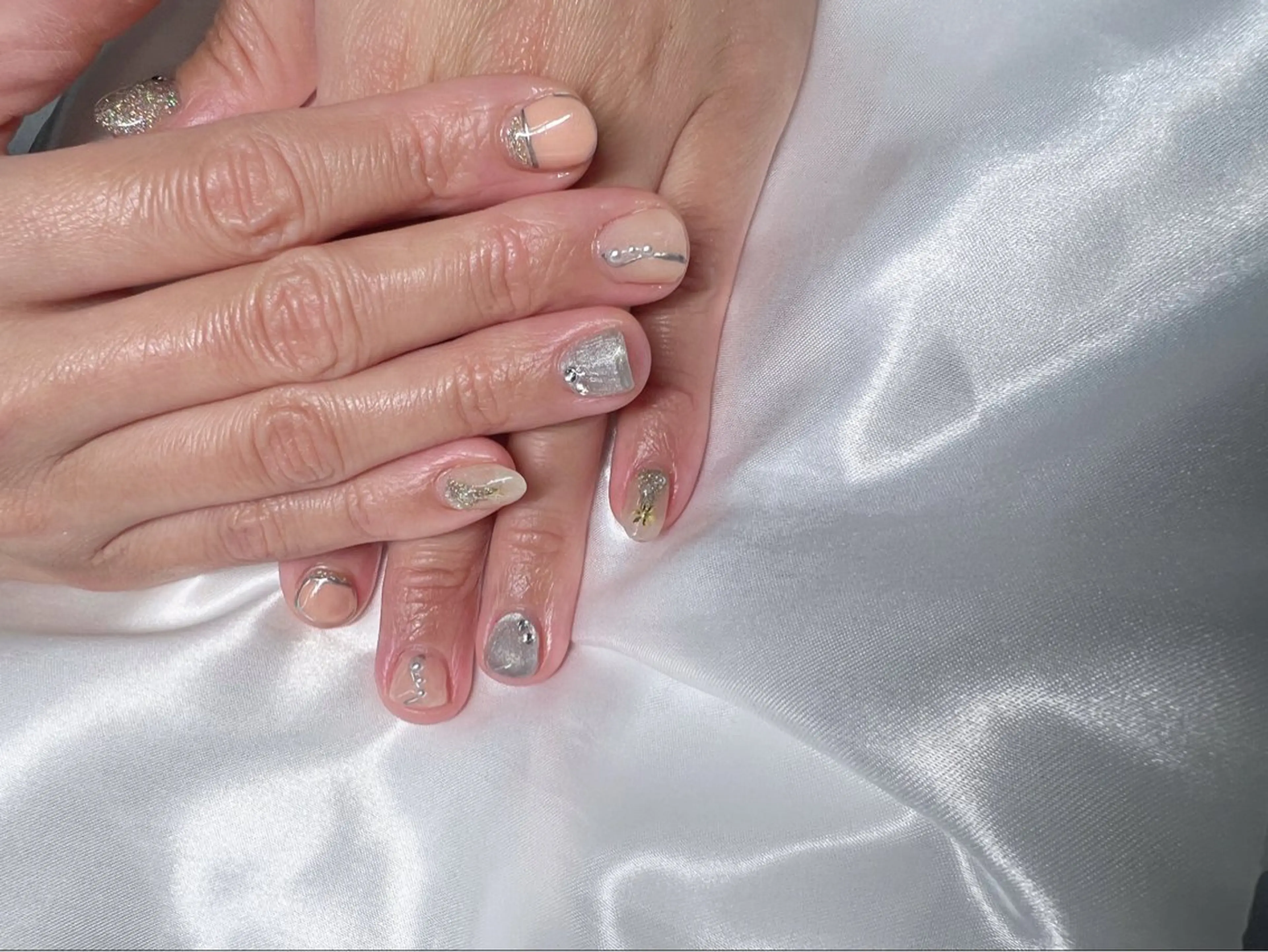 ネイル CARIS nailはづきのネイルデザイン