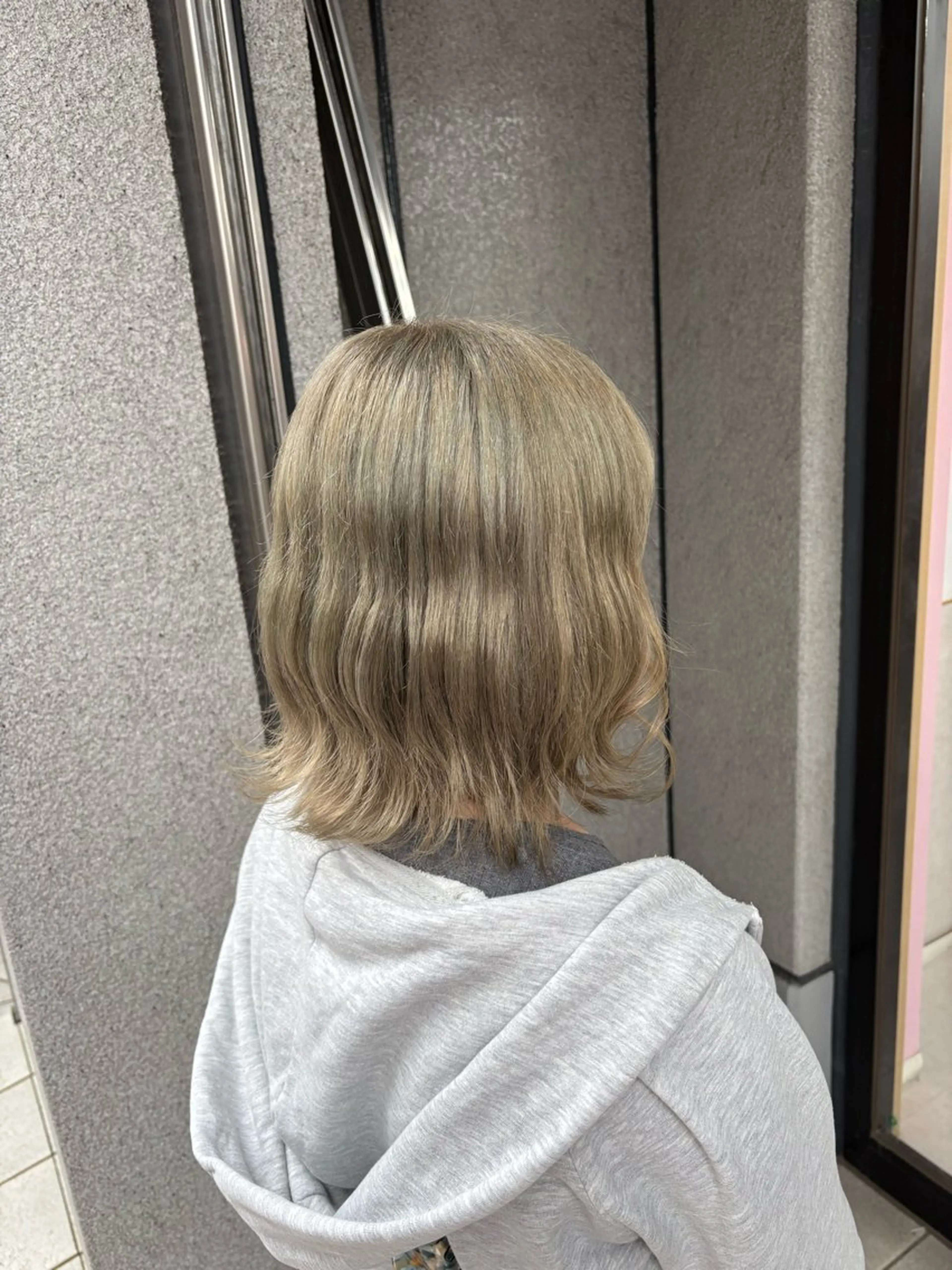 セミロング ヘアカラー トリートメント 甘ふわgirly🎀 ハイトーン🤍Ramのヘアスタイル