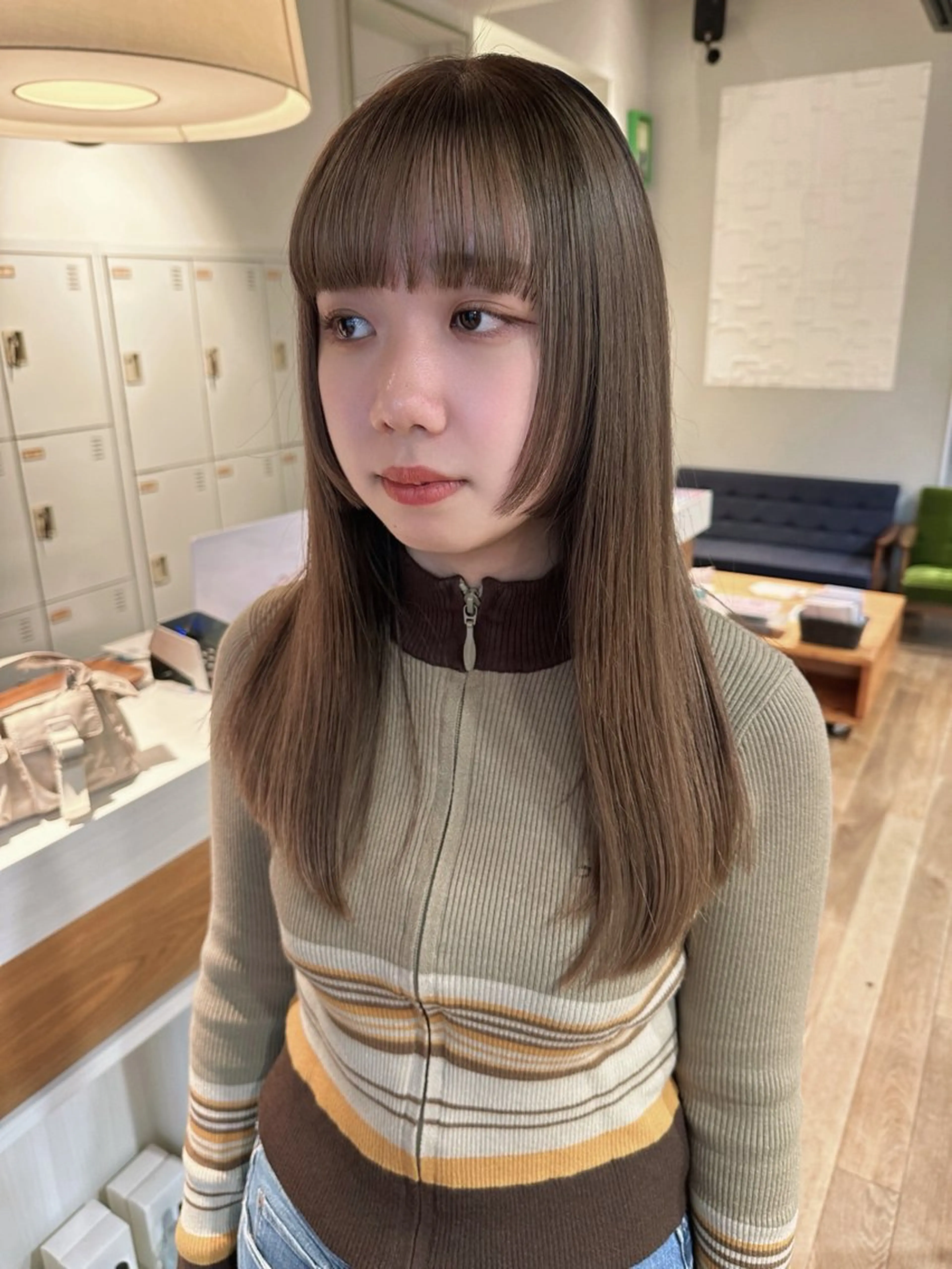 ロング カラー カット ヘアカラー トリートメント 塩澤 榛奈のヘアスタイル