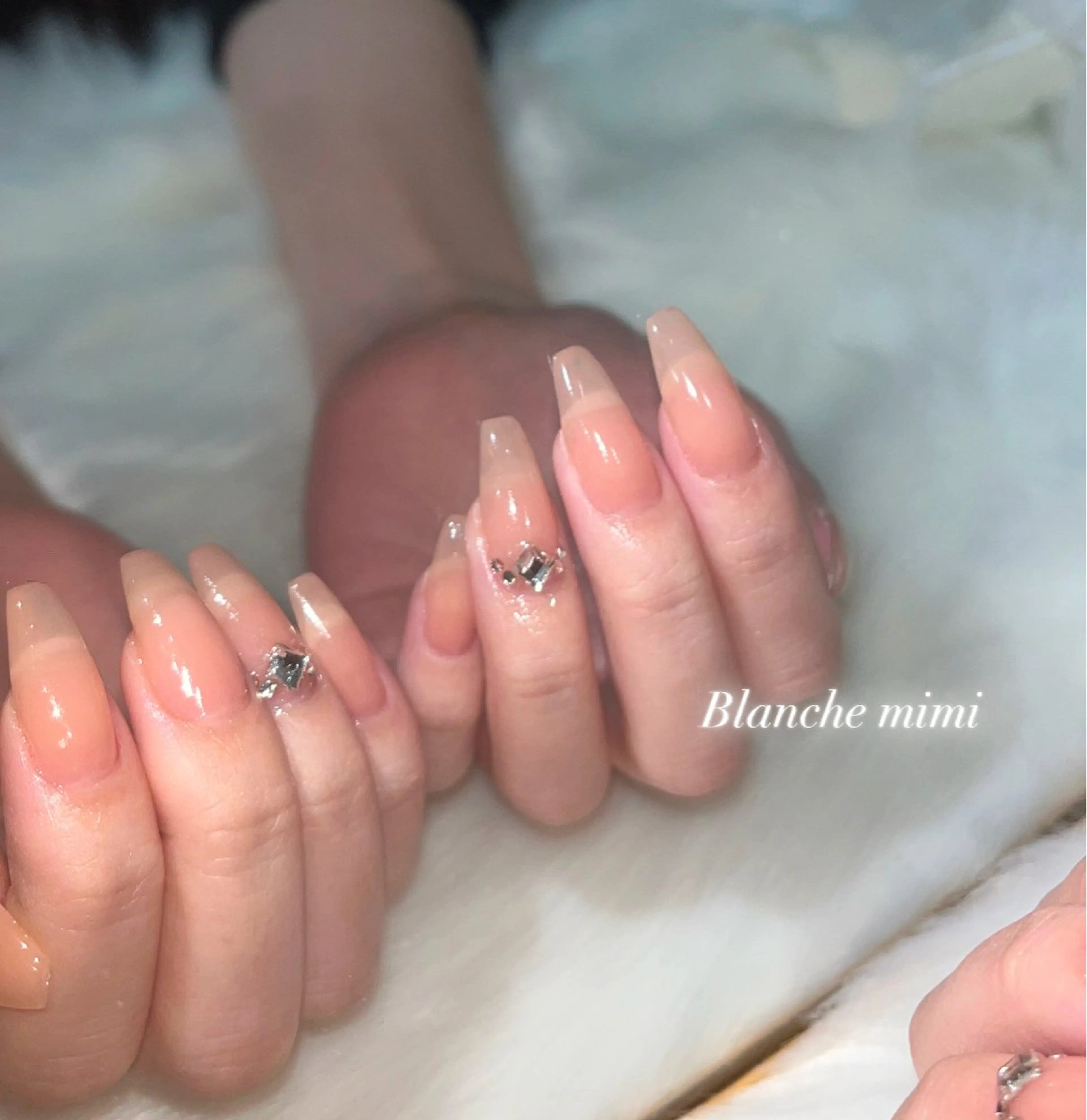 ネイル ハンドネイル Blanche mimi.u_aのネイルデザイン