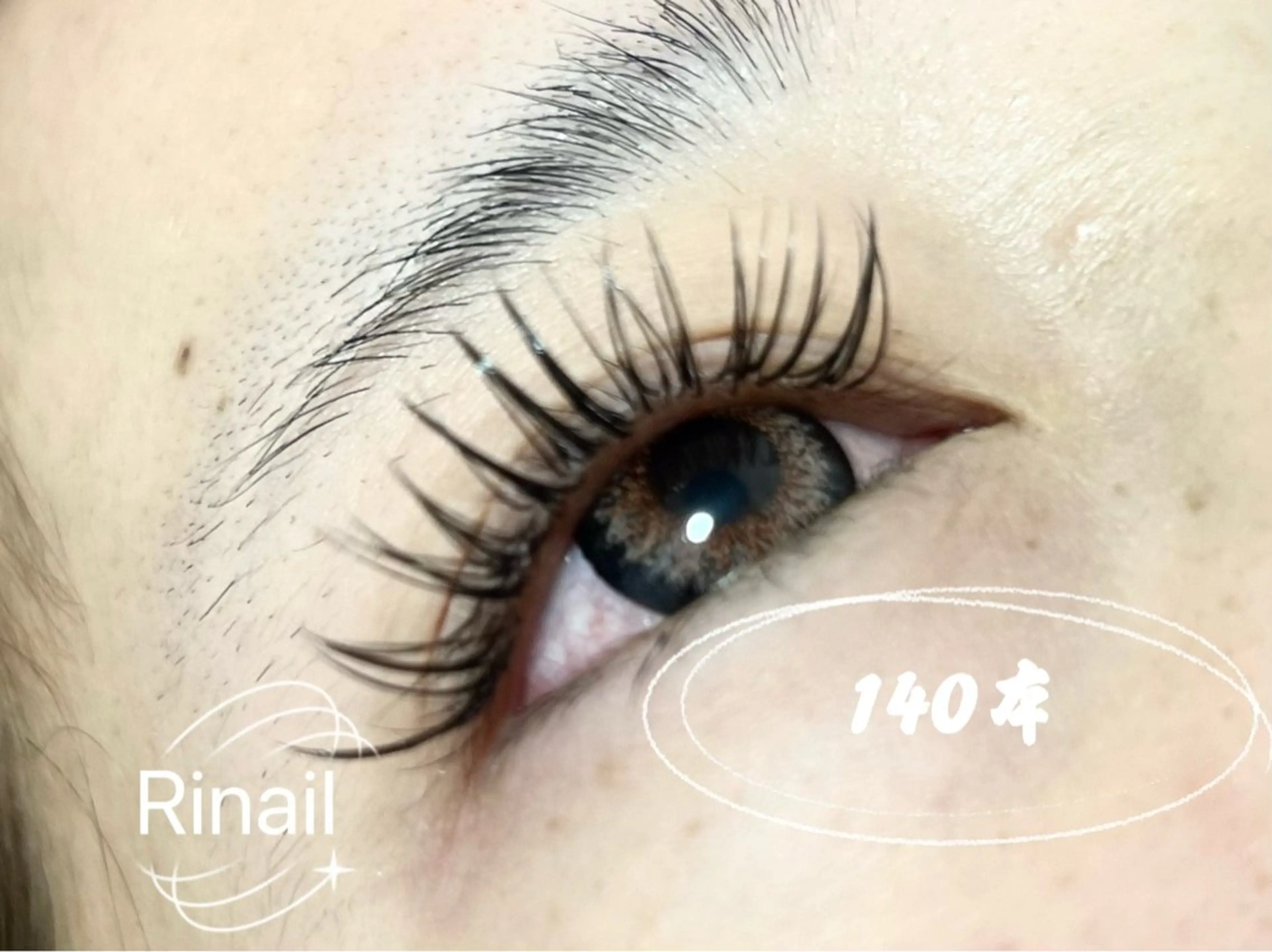 マツエク・マツパ バインドロック フラットラッシュ ナチュラル パリジェンヌラッシュリフト まつげパーマ YK Rinのネイルデザイン