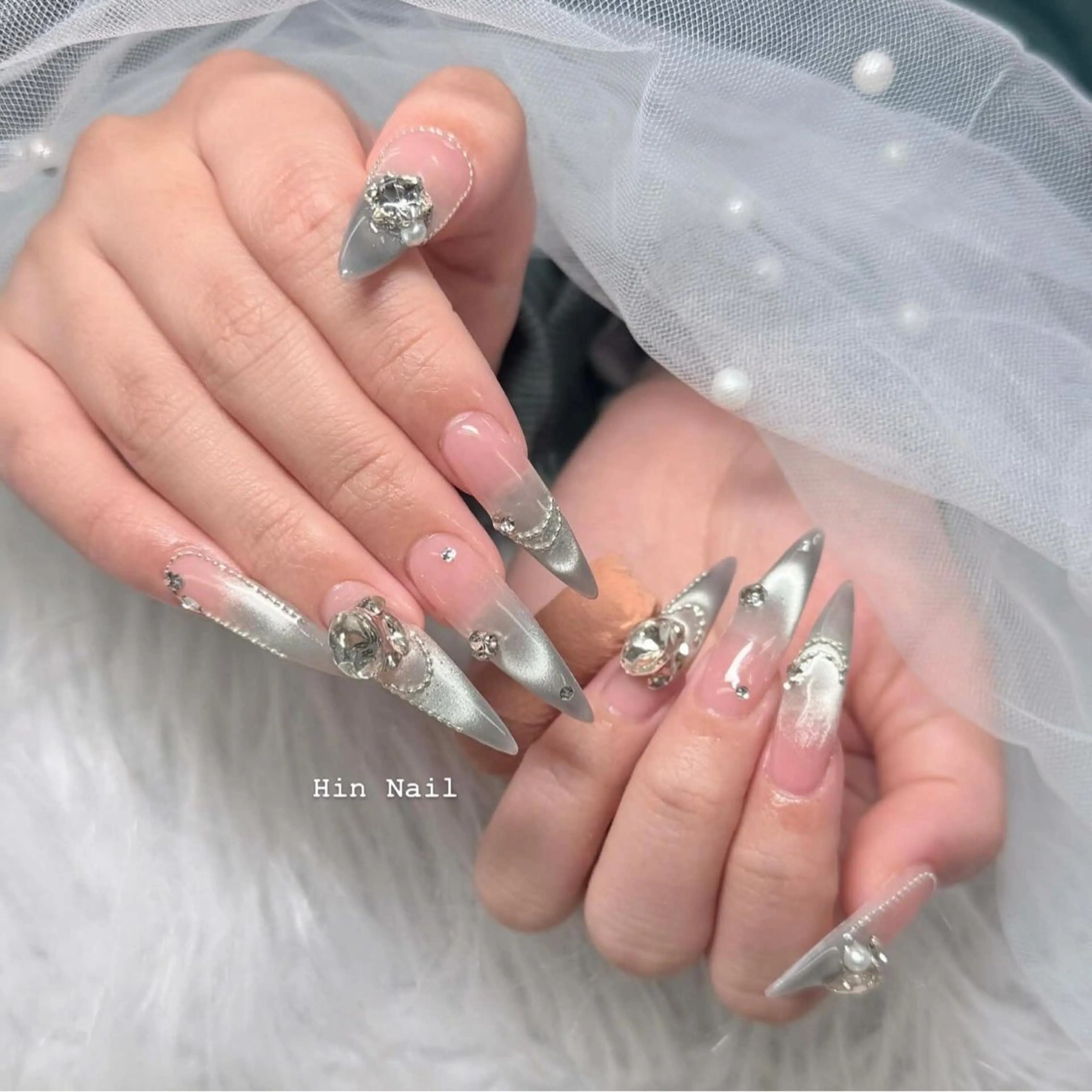 ネイル ハンドネイル HIN NAILのネイルデザイン
