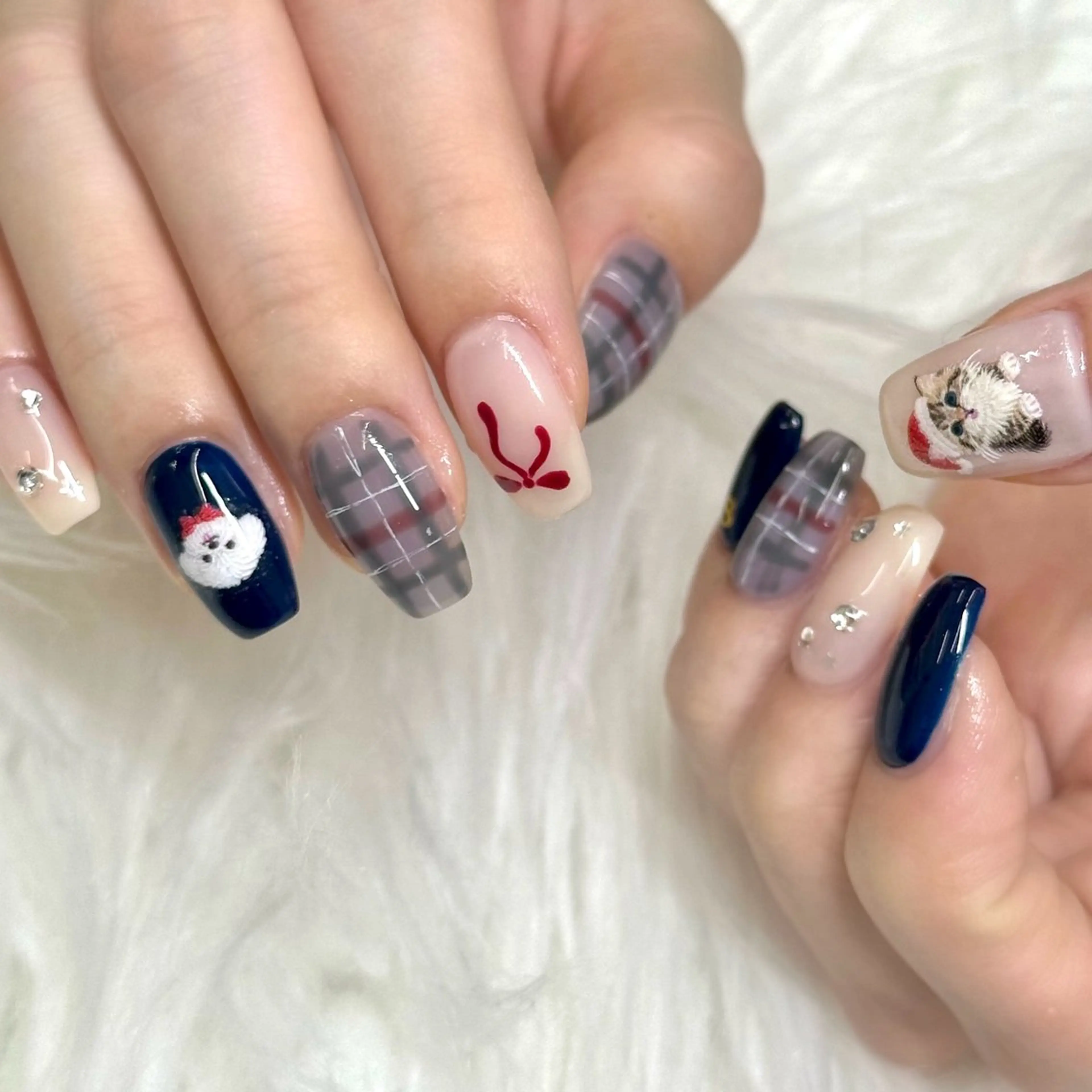 ネイル 持ち込み ハンドネイル Bianca浦和西口 Takenouchiのネイルデザイン