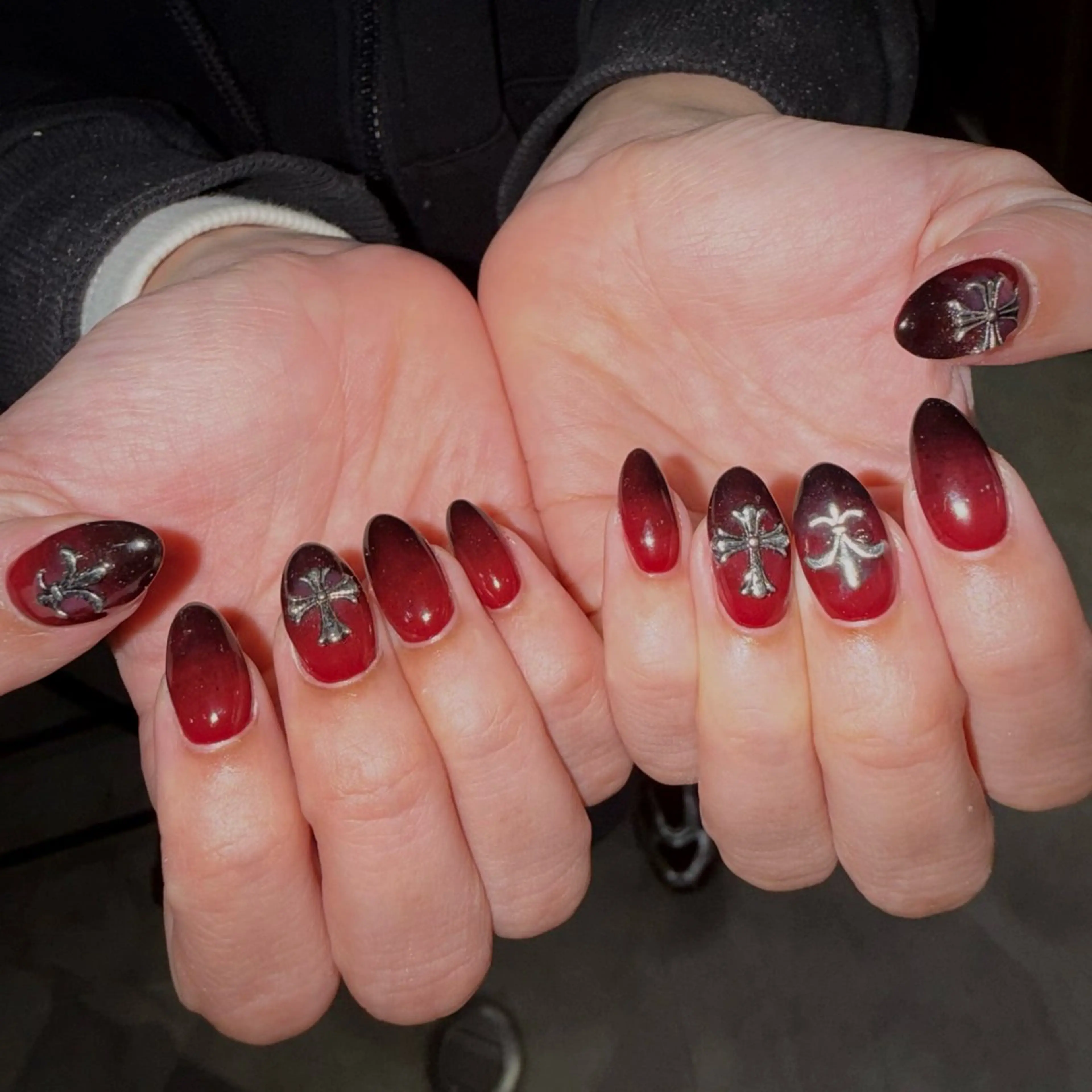 ネイル ハンドネイル フットネイル 𝙃𝙖𝙧𝙪⋆ ˚꩜｡個性派のネイルデザイン