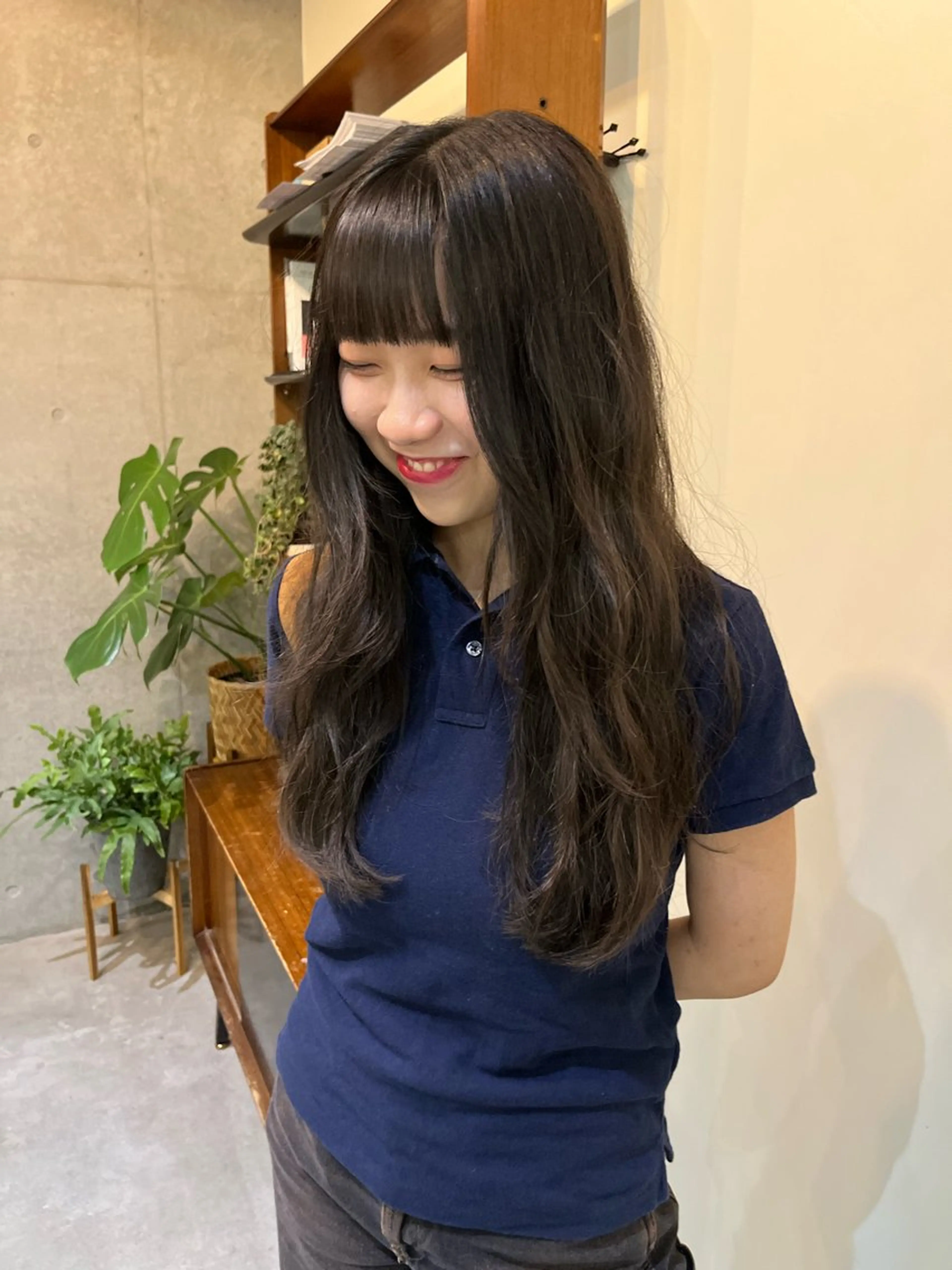 ロング レイヤーカット\ウル フ　chinatsuのヘアスタイル