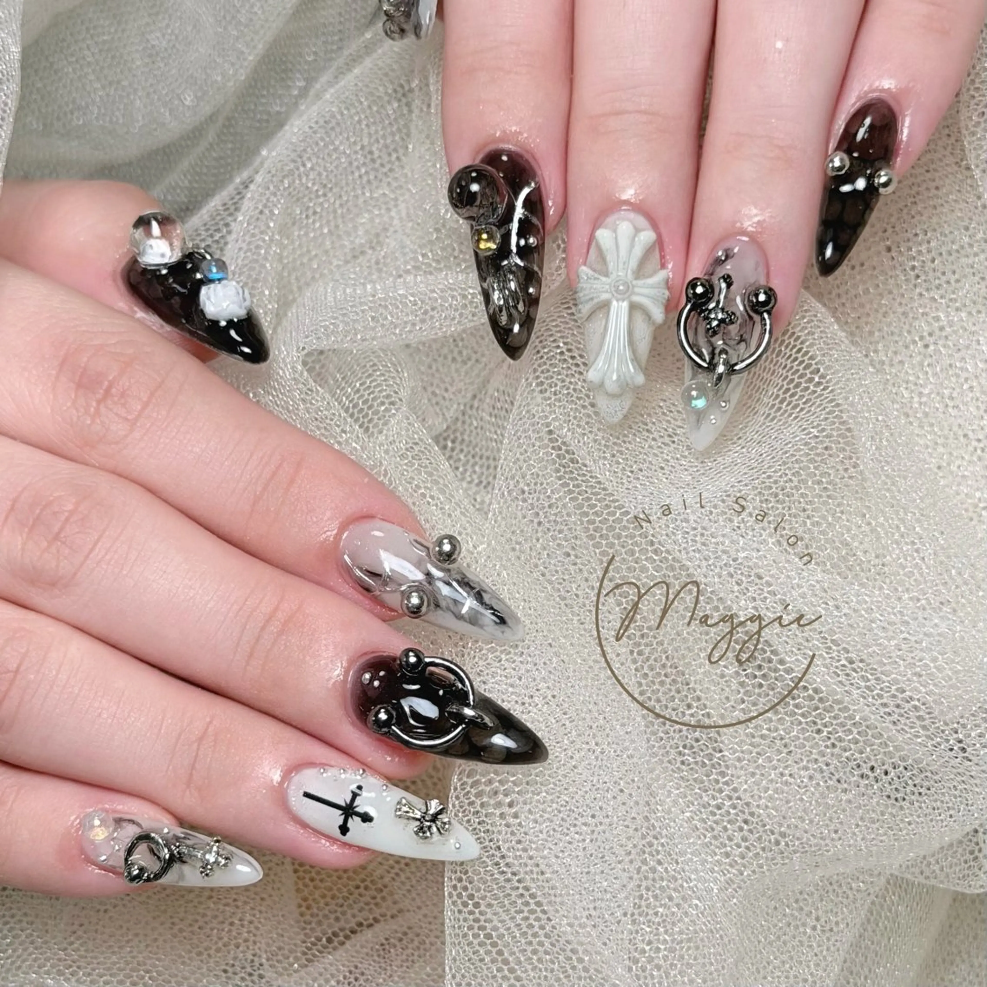 ネイル ハンドネイル Maggie Nail🦩のネイルデザイン
