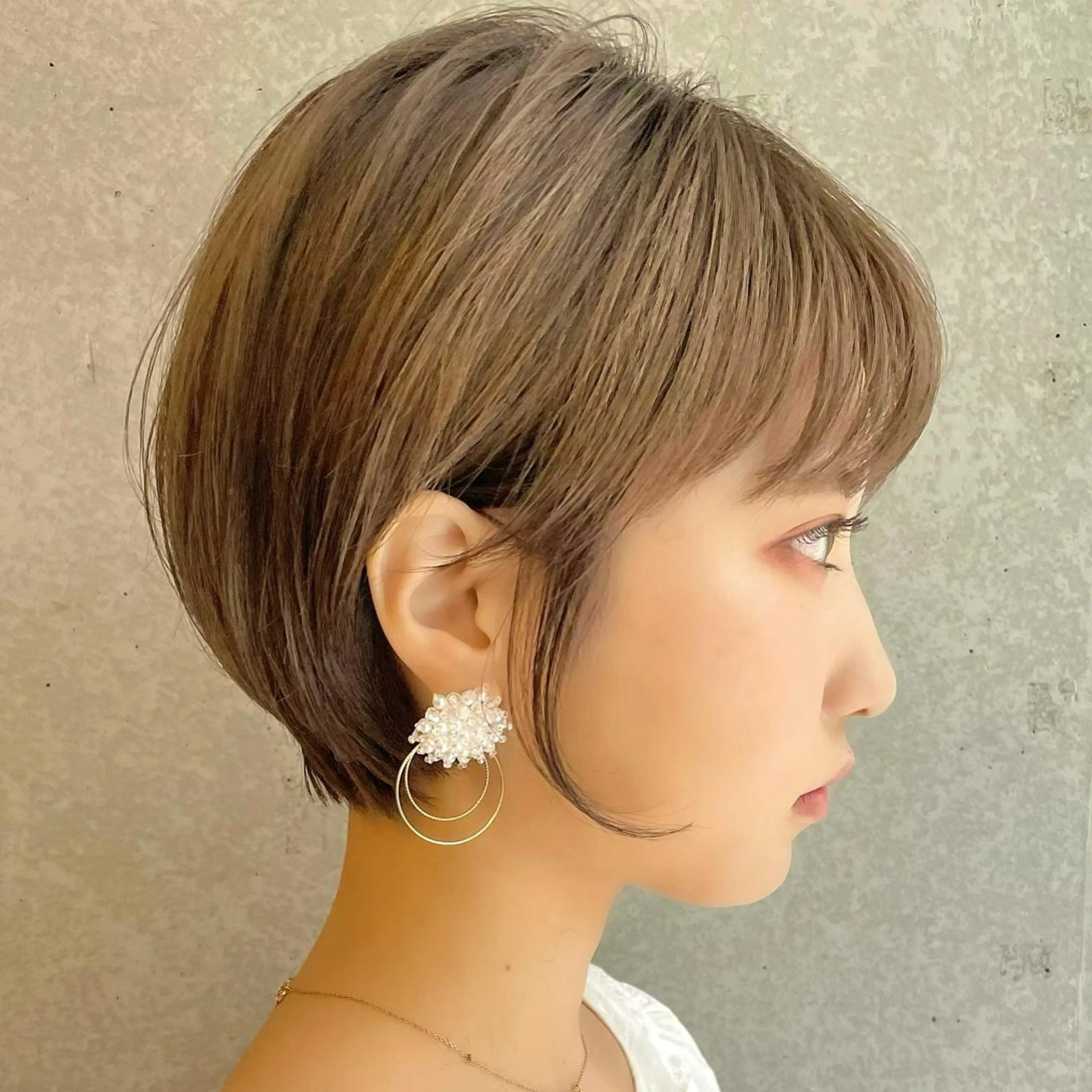 ショート 三鷹で1番ショート ボブをカットする新谷のヘアスタイル