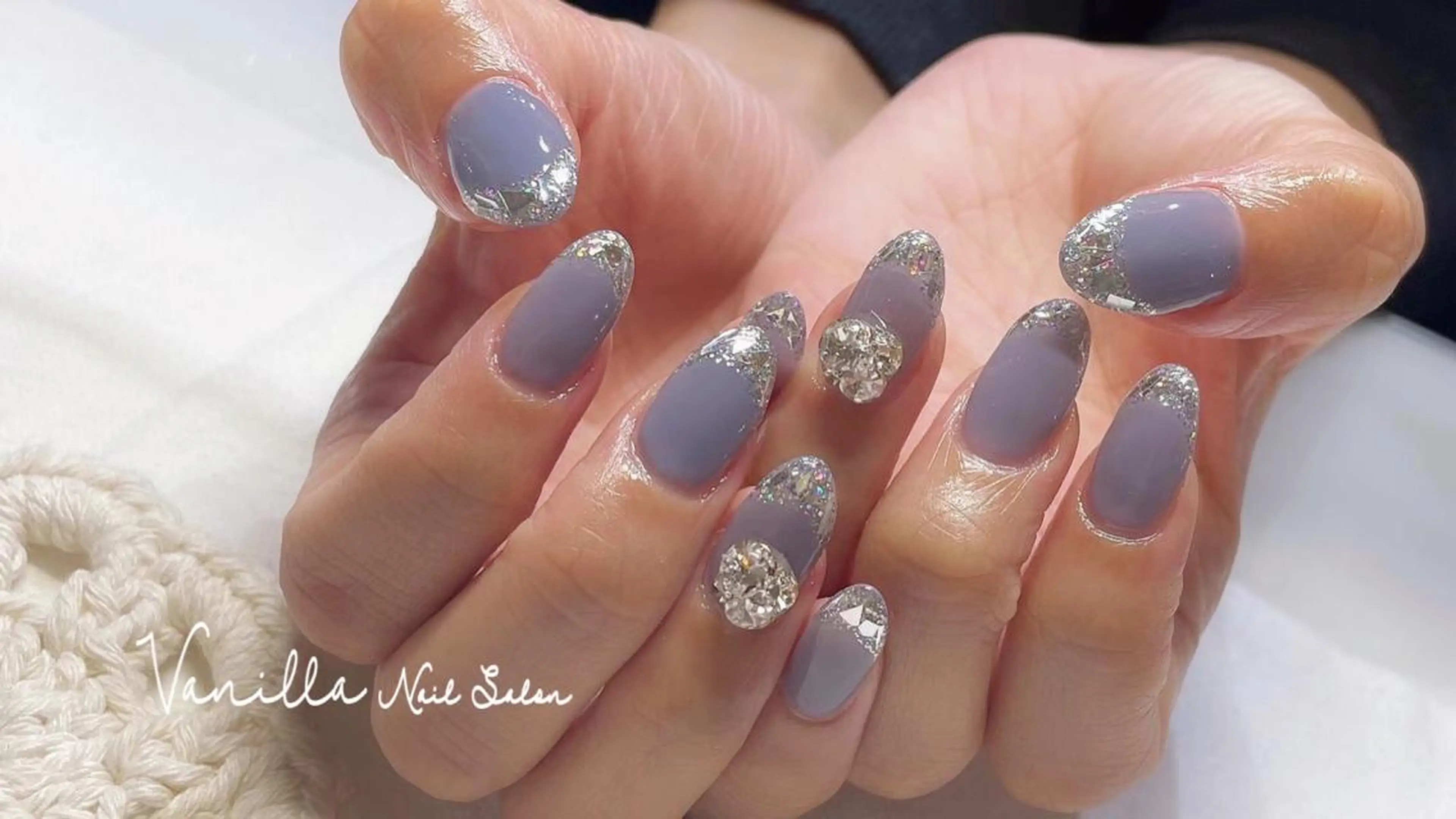 ネイル フレンチネイル ガラスフレンチ ストーンネイル Vanilla nail salonのネイルデザイン