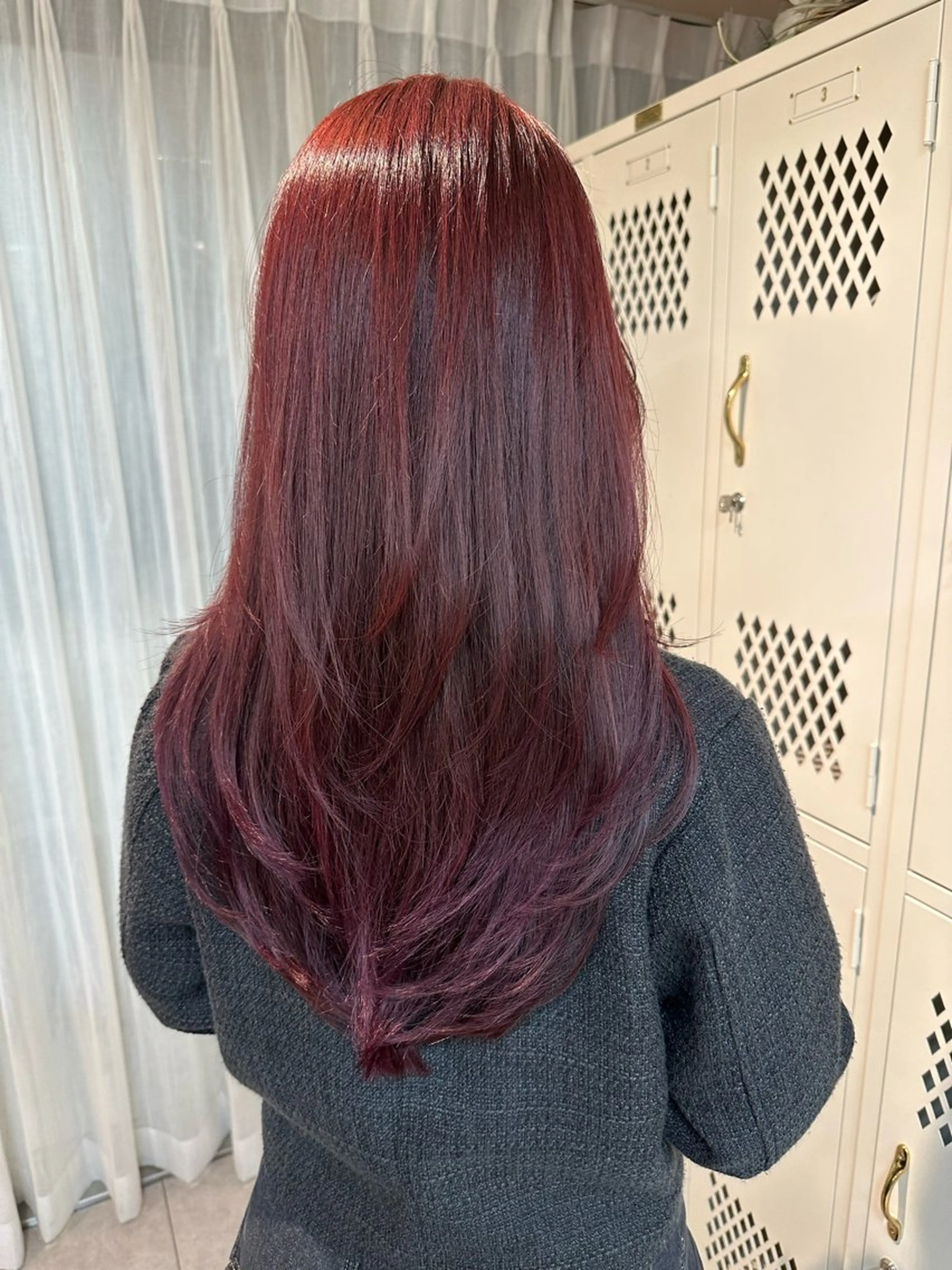 ロング カラー レッドカラー 韓国ヘア🦢🖤 Sayumiのヘアスタイル
