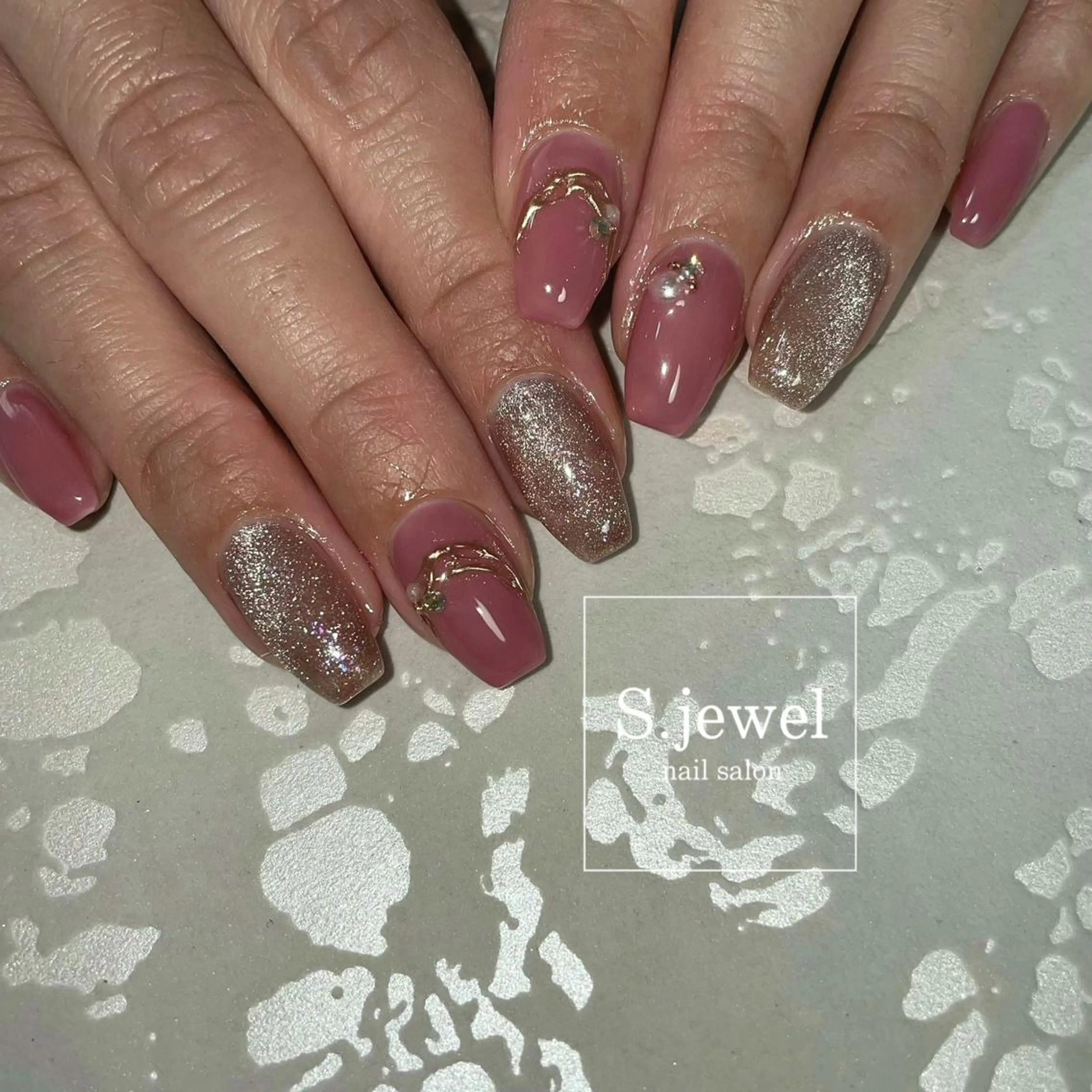 ネイル S. JEWELのネイルデザイン