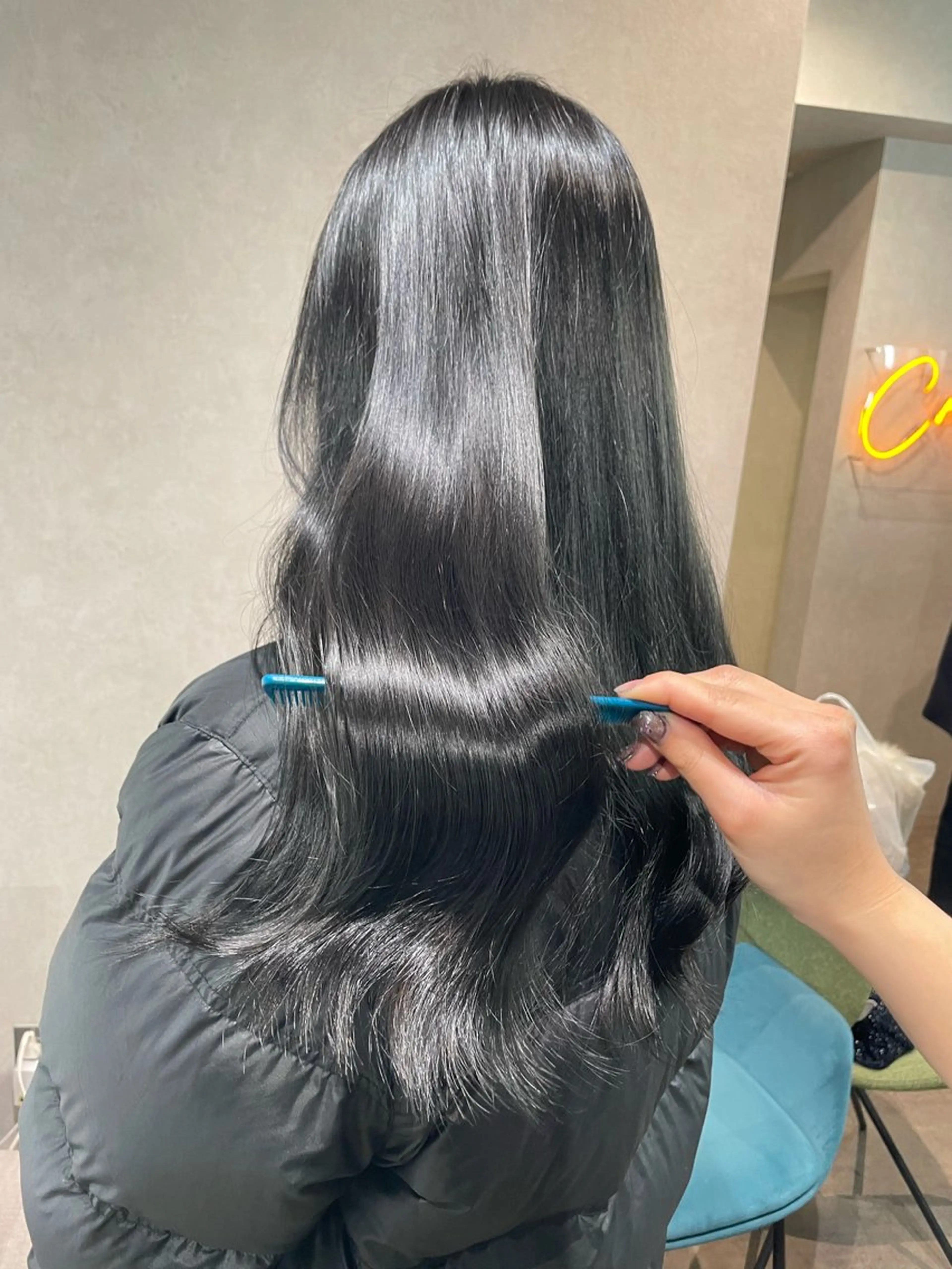 セミロング カラー 透明感カラー トリートメント ヘアカラー ナチュラル透明感🌱 小山美樹子のヘアスタイル