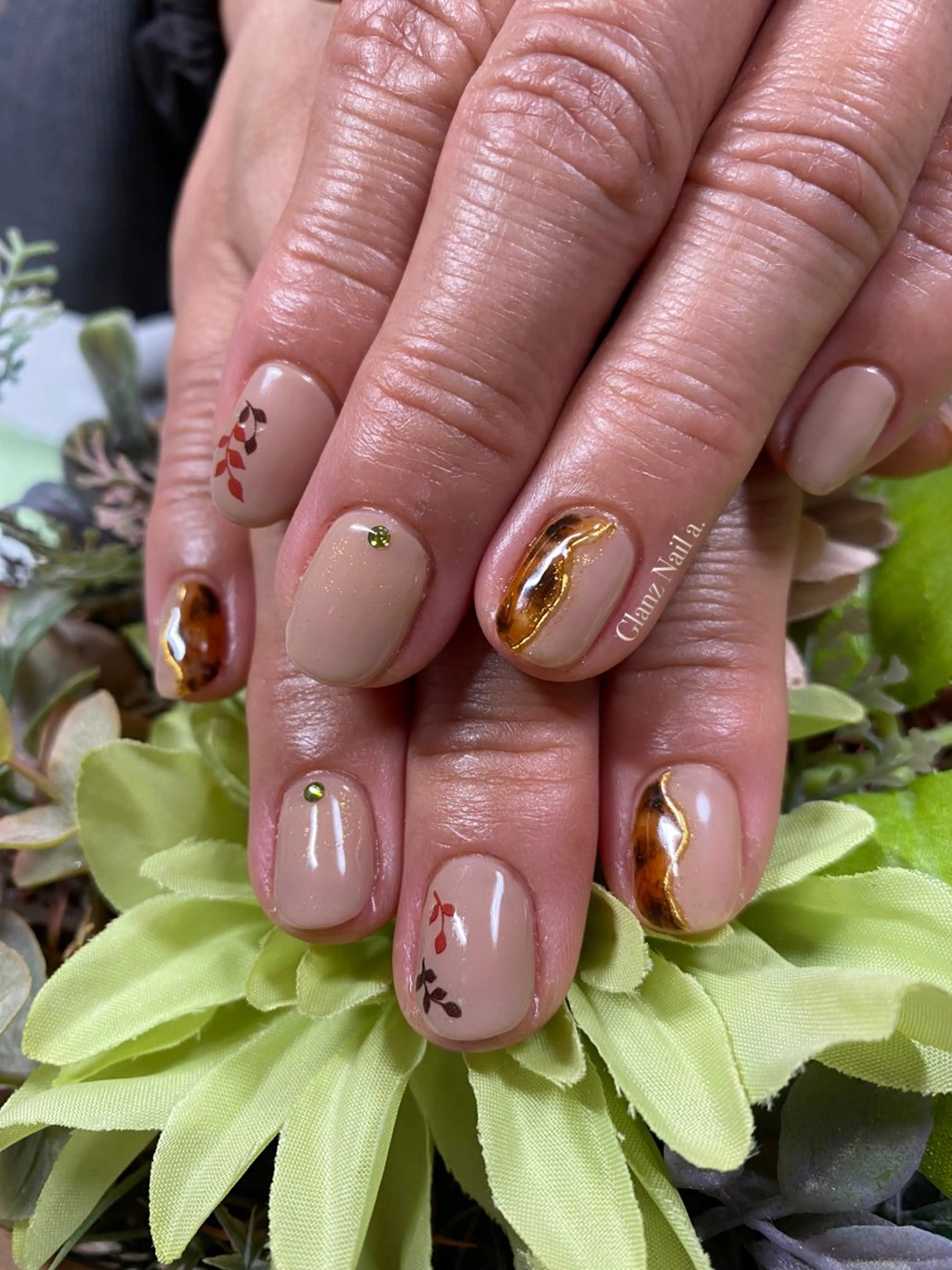 ネイル べっ甲ネイル Glanz  Nail aのネイルデザイン