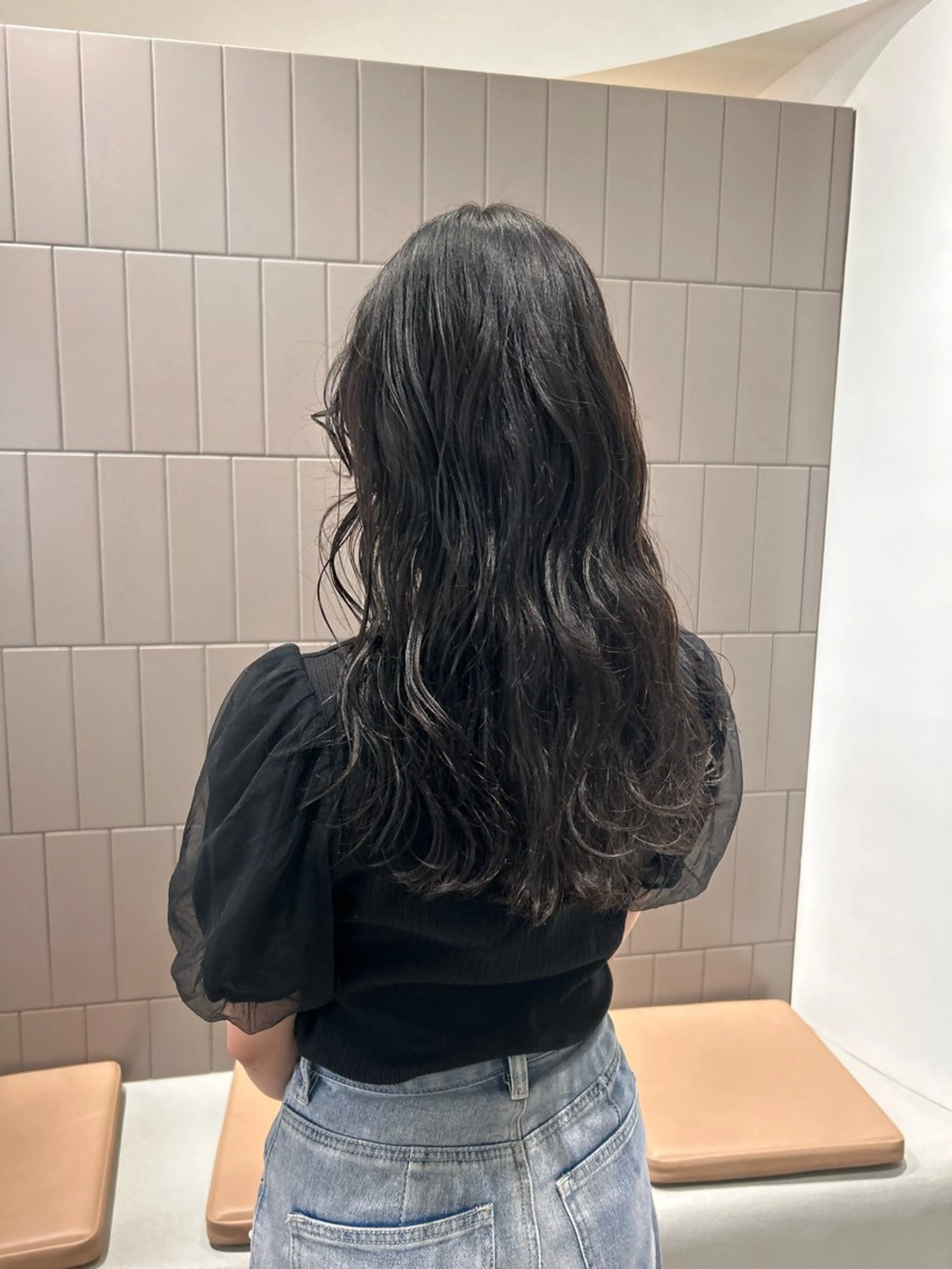 カラー 透明感カラー ダークグレー ダークグレージュ グレージュ 艶髪ストレート/ はるあ️の眉毛・アイブロウイメージ