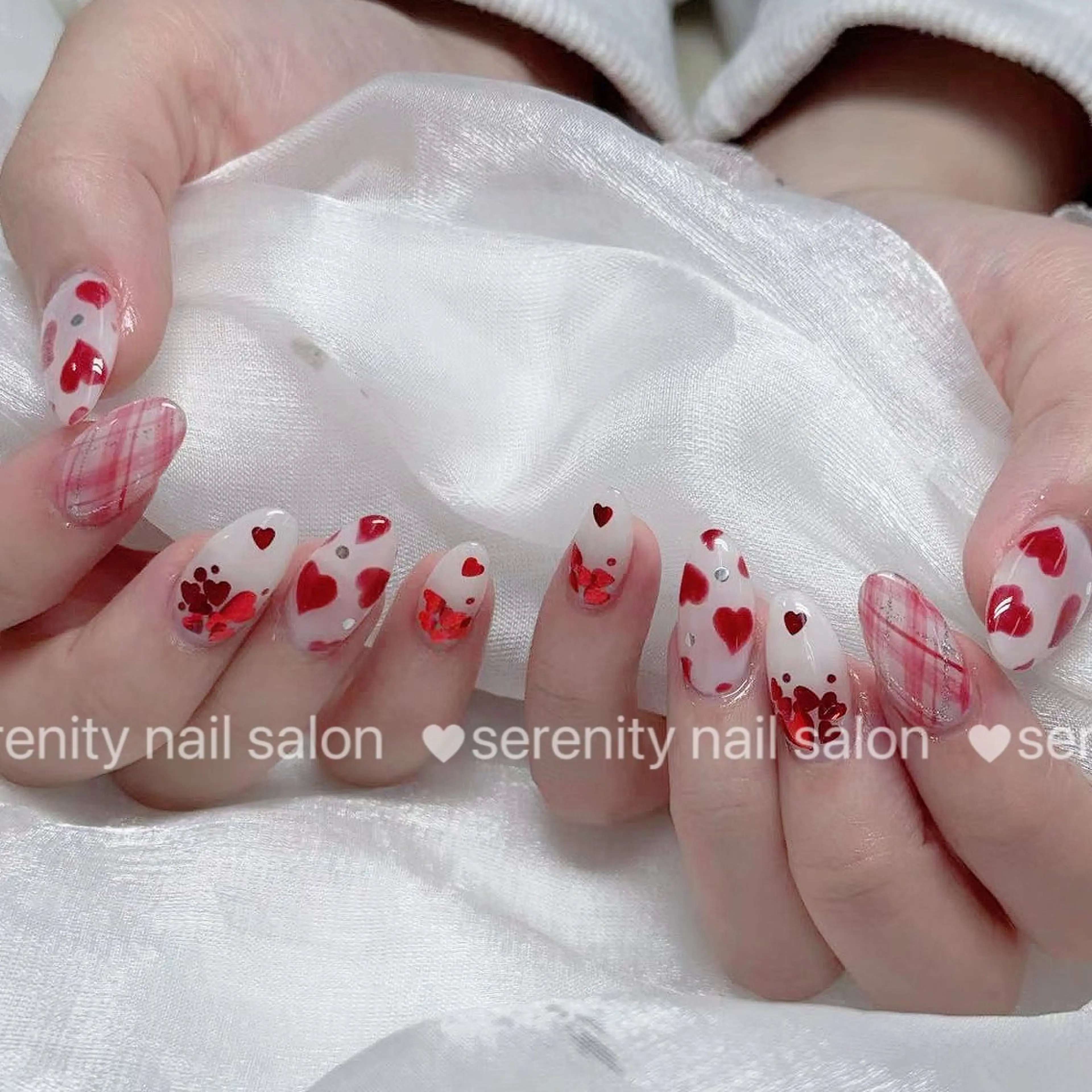 ネイル ハンドネイル ハンドケア ✨Serenity Nail salonのネイルデザイン