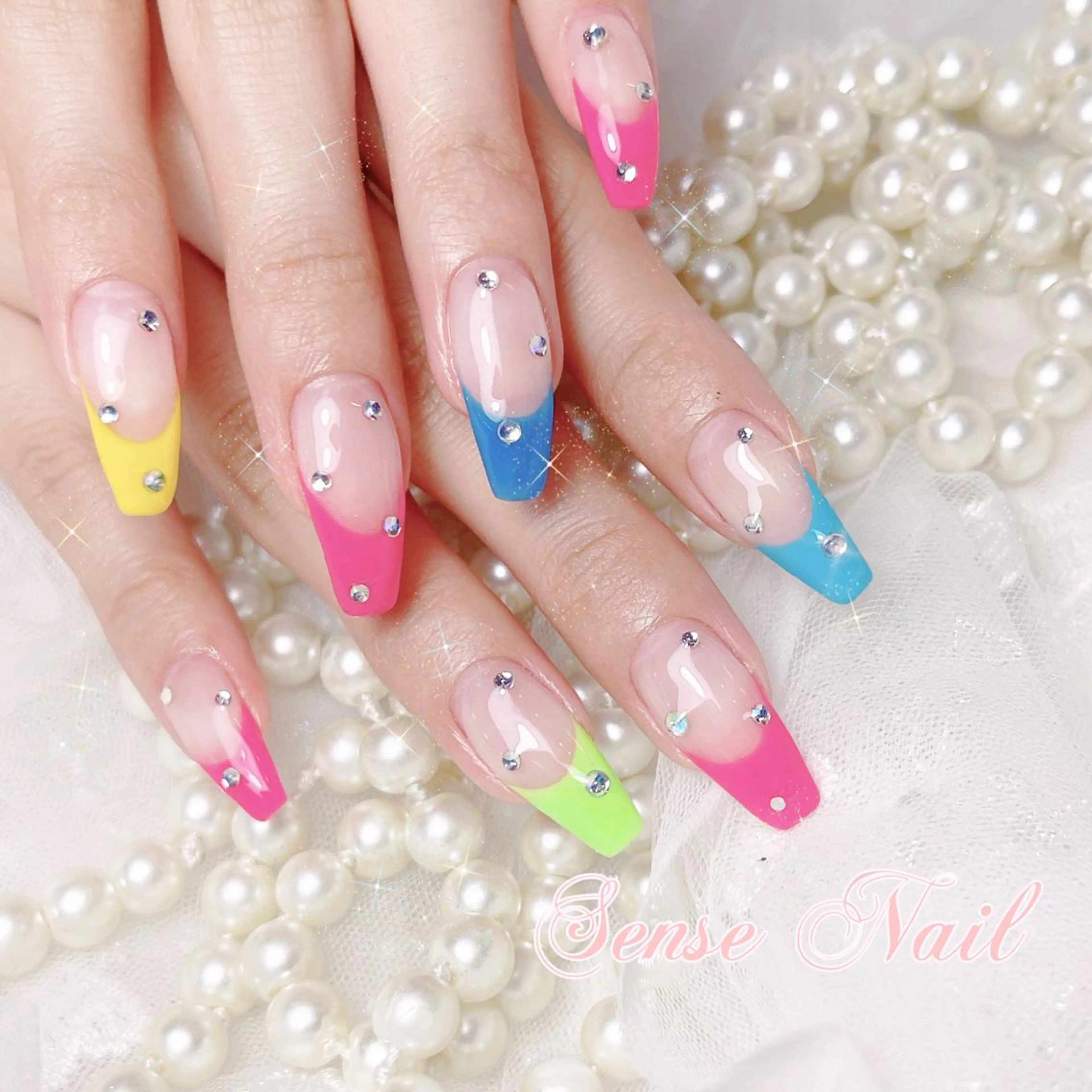 ネイル ハンドネイル ハンドケア Feinn Ink💕のネイルデザイン