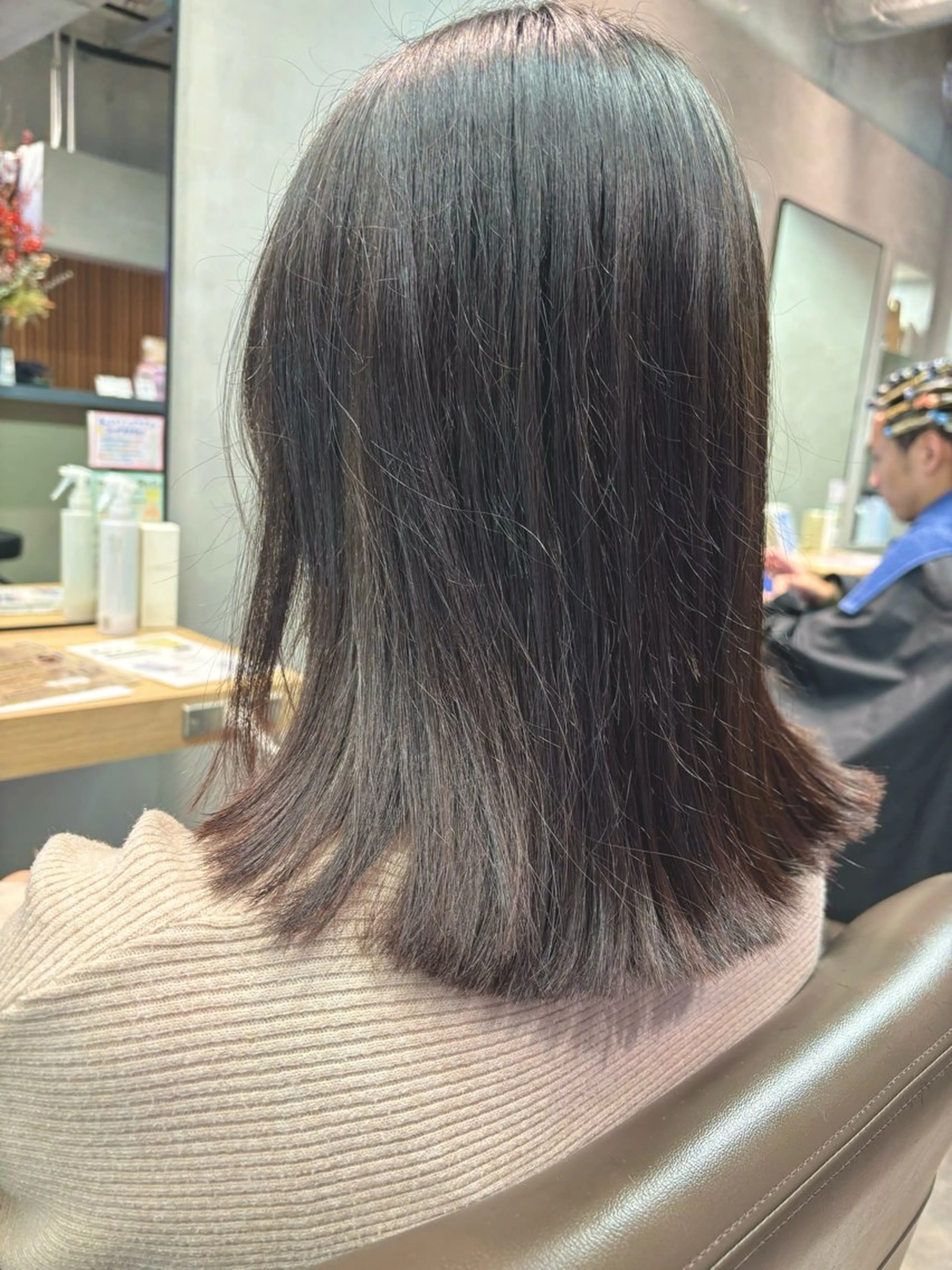 セミロング ヘアアレンジ 顔周りカット カット 🎀縮毛矯正.暗髪 .艶髪🩶ちひろのヘアスタイル