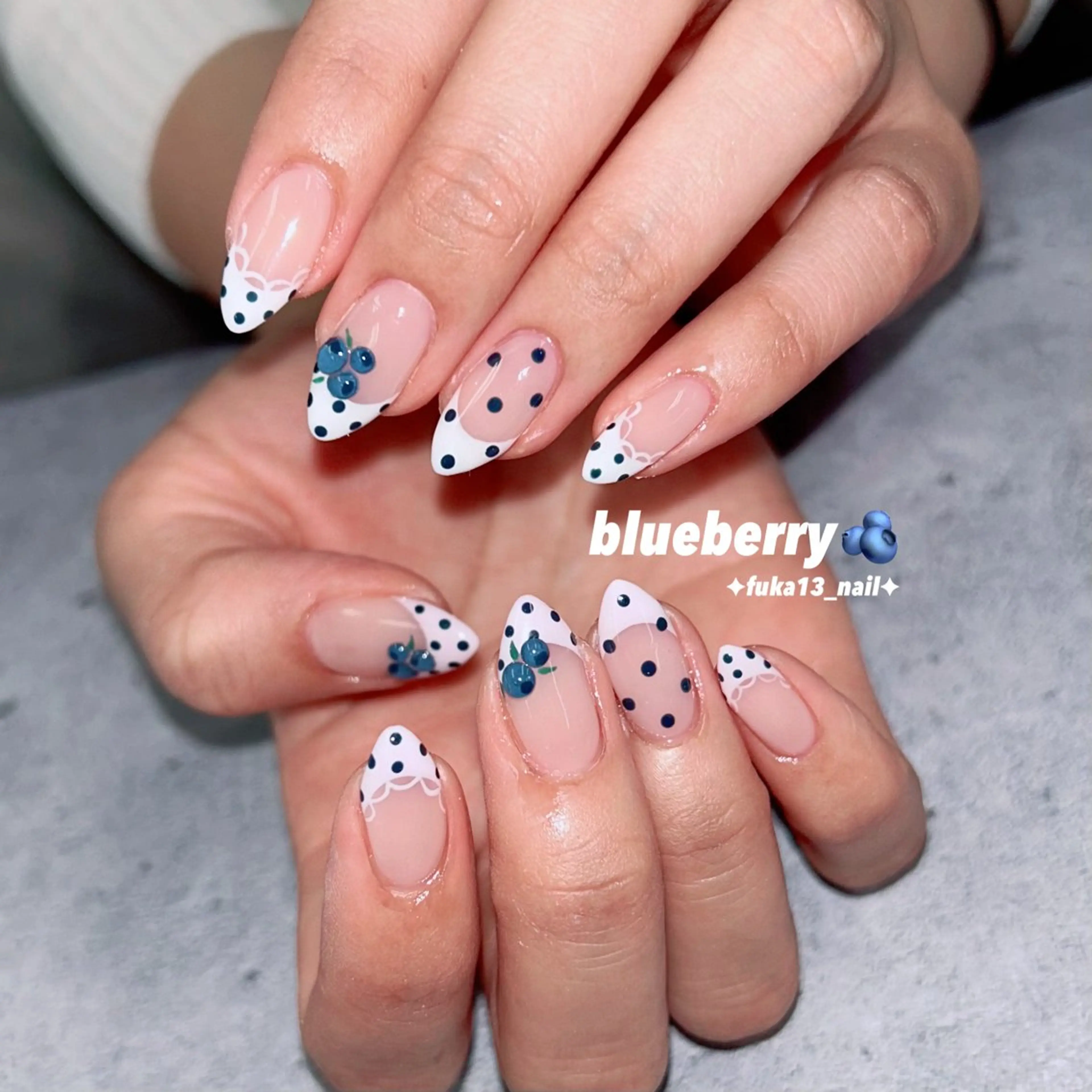 ネイル ブルー ドット フレンチネイル ガーリー 韓国ネイル ハンドネイル Nail♡Fuka. /5月予約受付中のネイルデザイン