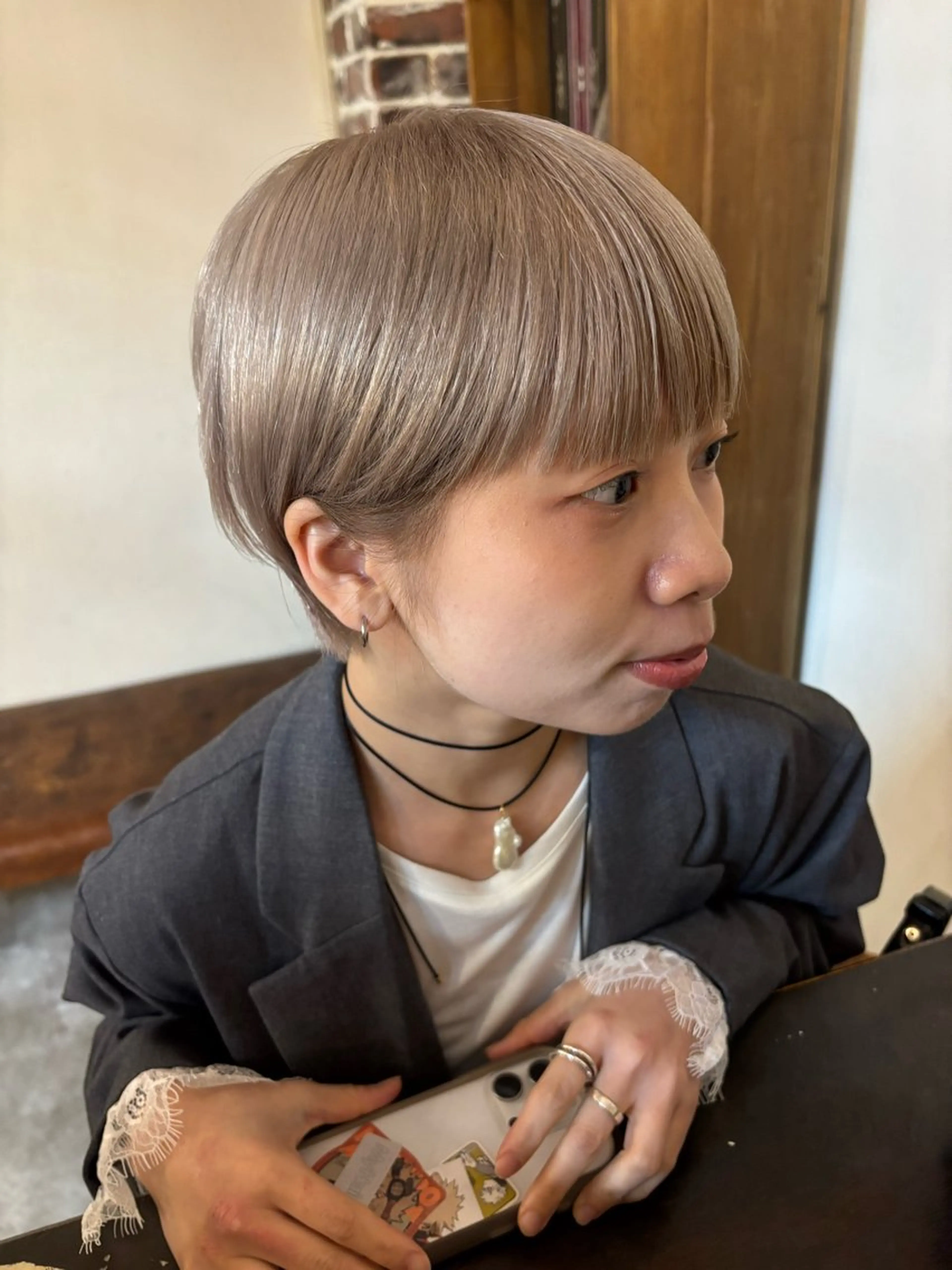 ショート ヘアカラー トリートメント ヒラカホ/ ブリーチ/似合わせのヘアスタイル