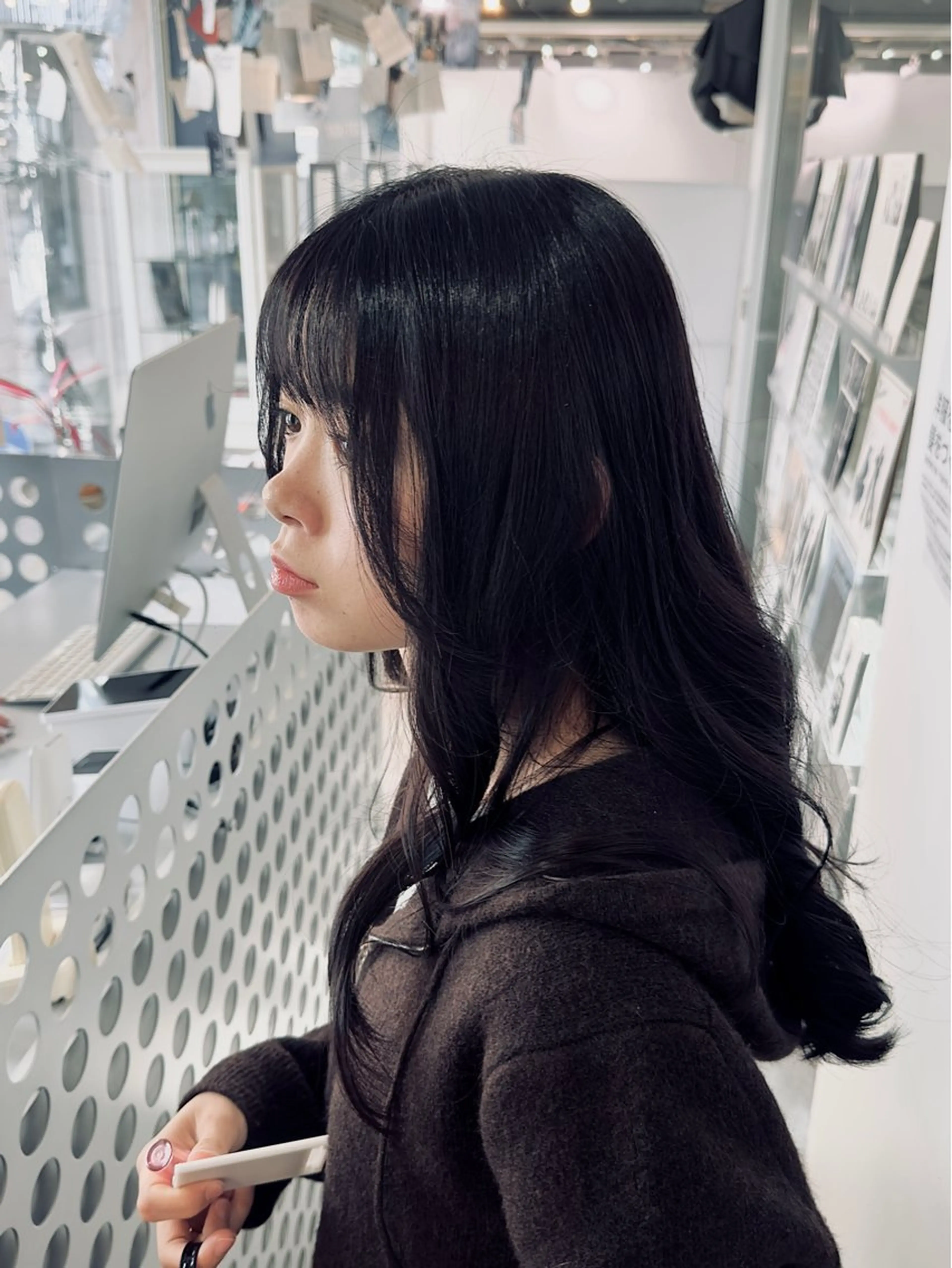 ロング カラー ブリーチ 透明感カラー カット ヘアカラー デザインカラー/中性 ウルフ/mitsuのヘアスタイル