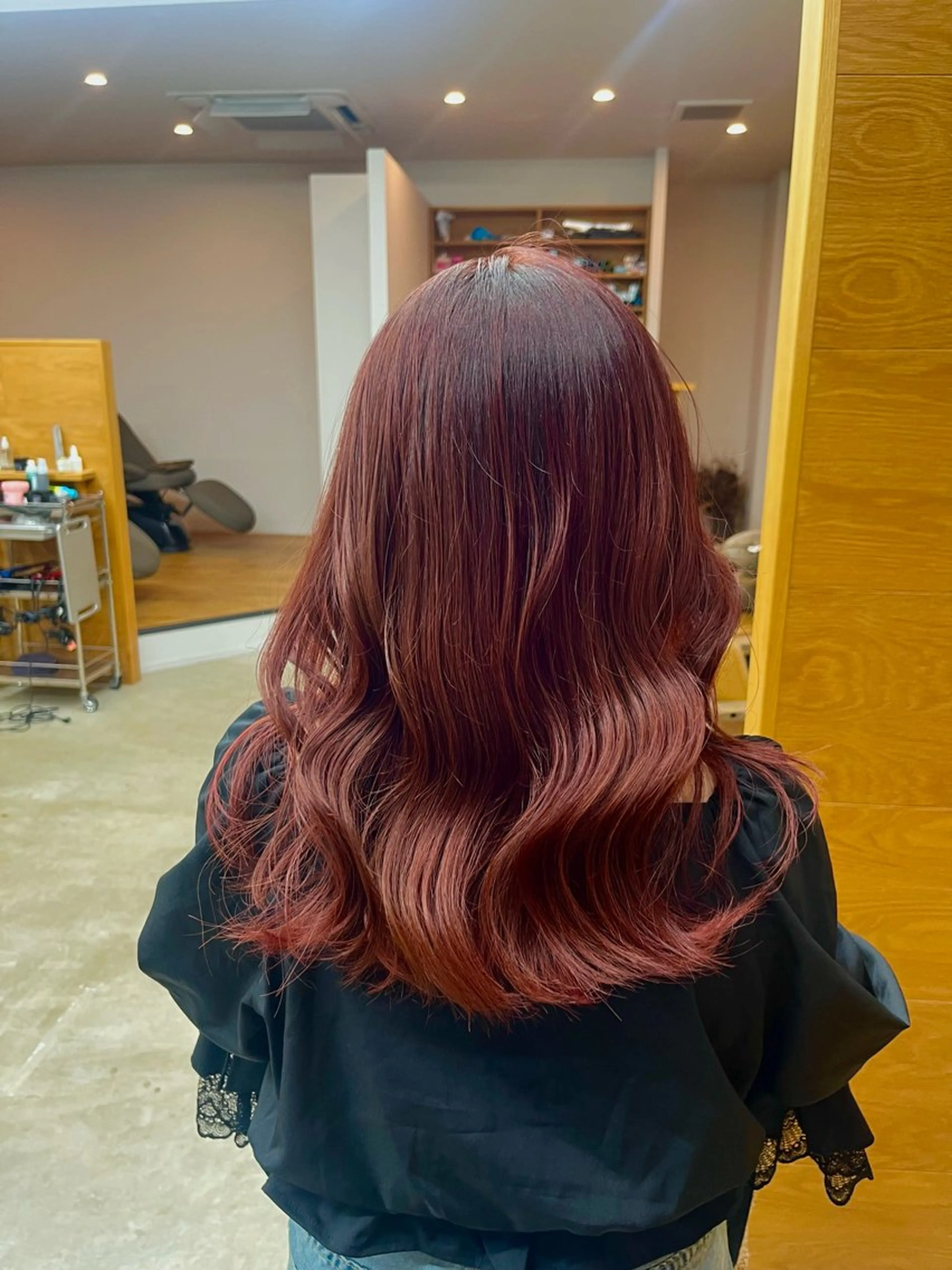 セミロング ヘアカラー SEE-SAW． MANAKAのヘアスタイル