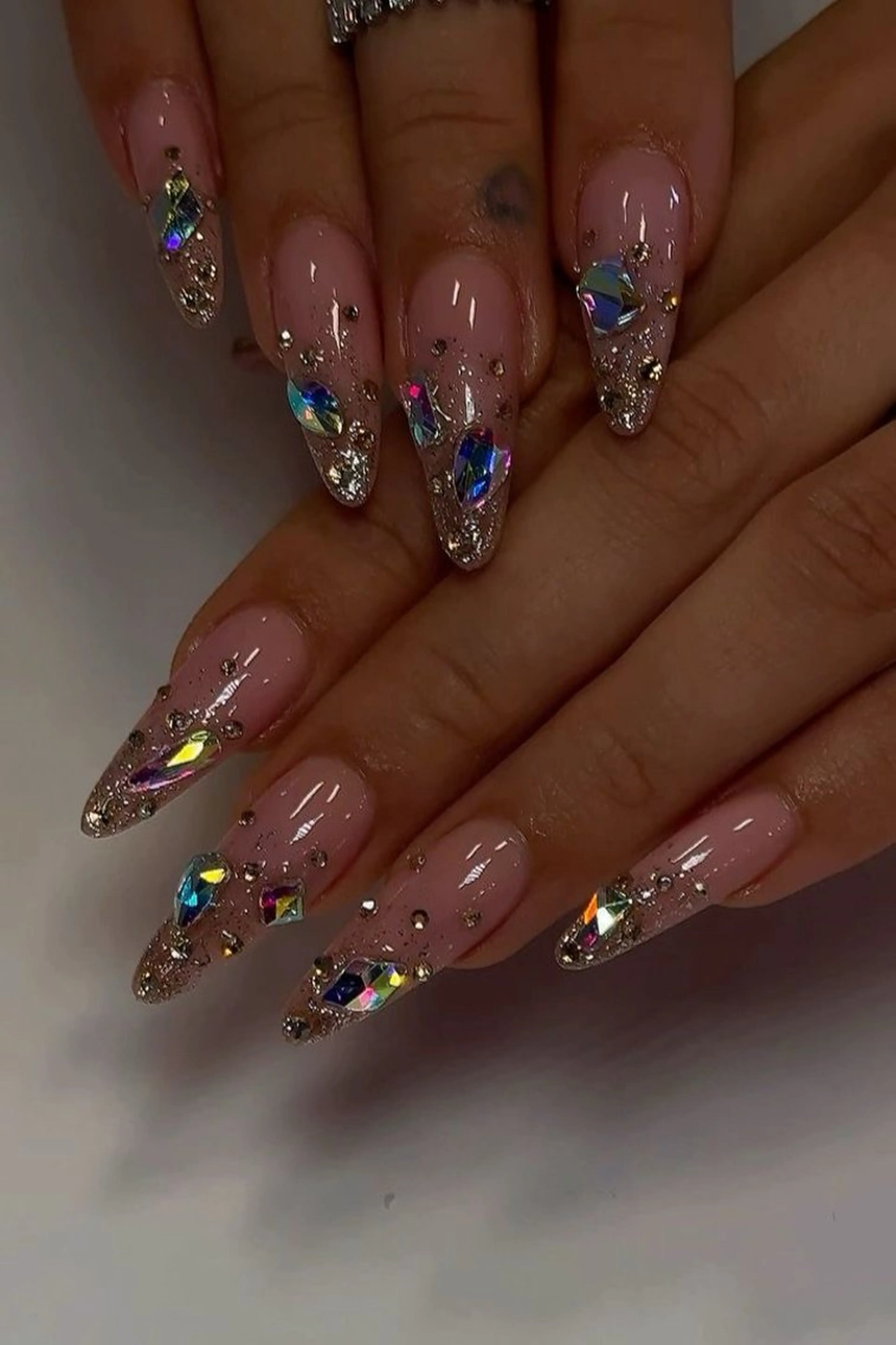 カラー T&D NailSalonのネイルデザイン