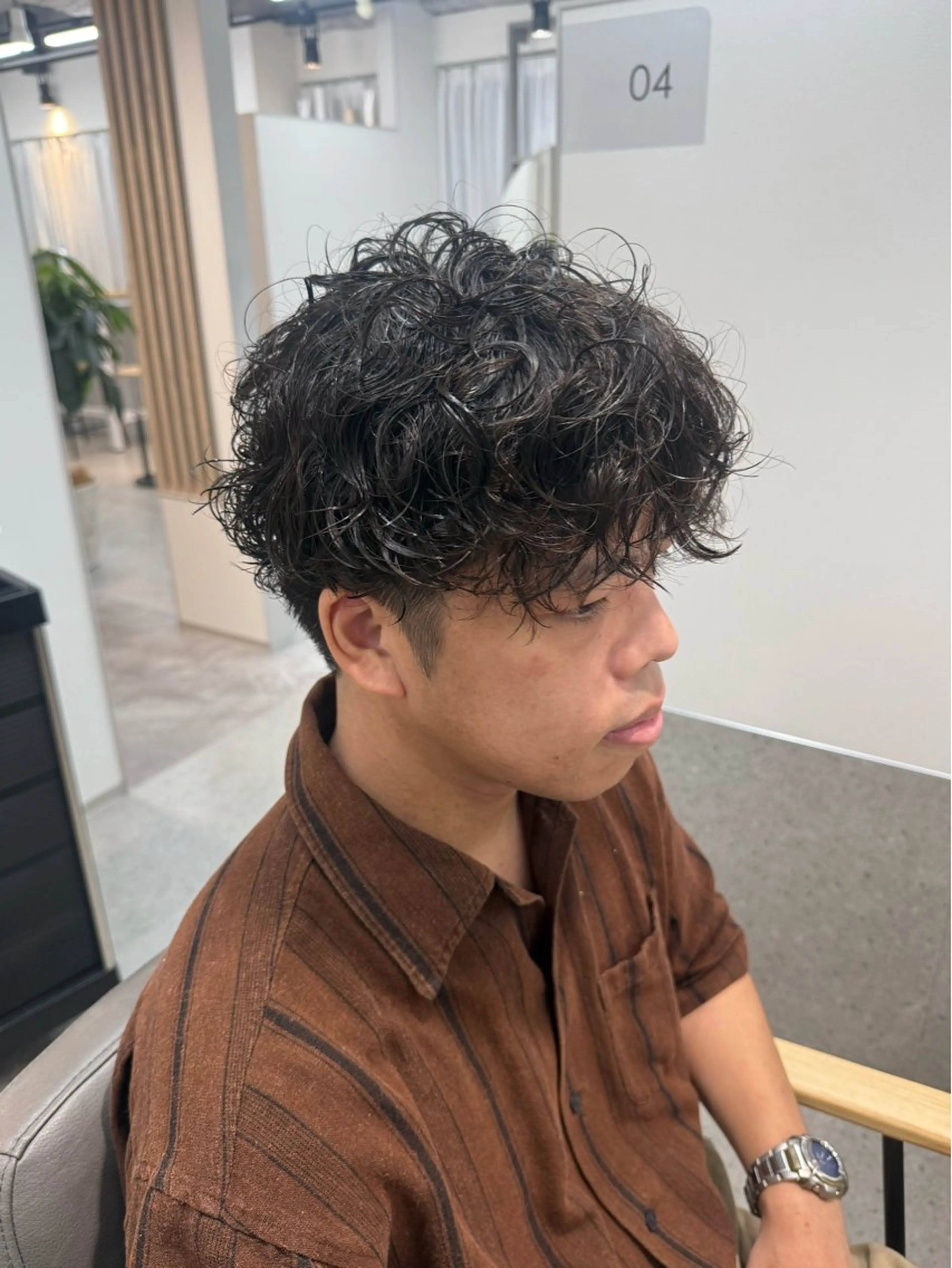 パーマ メンズ スペインカール 川﨑 未稀のヘアスタイル