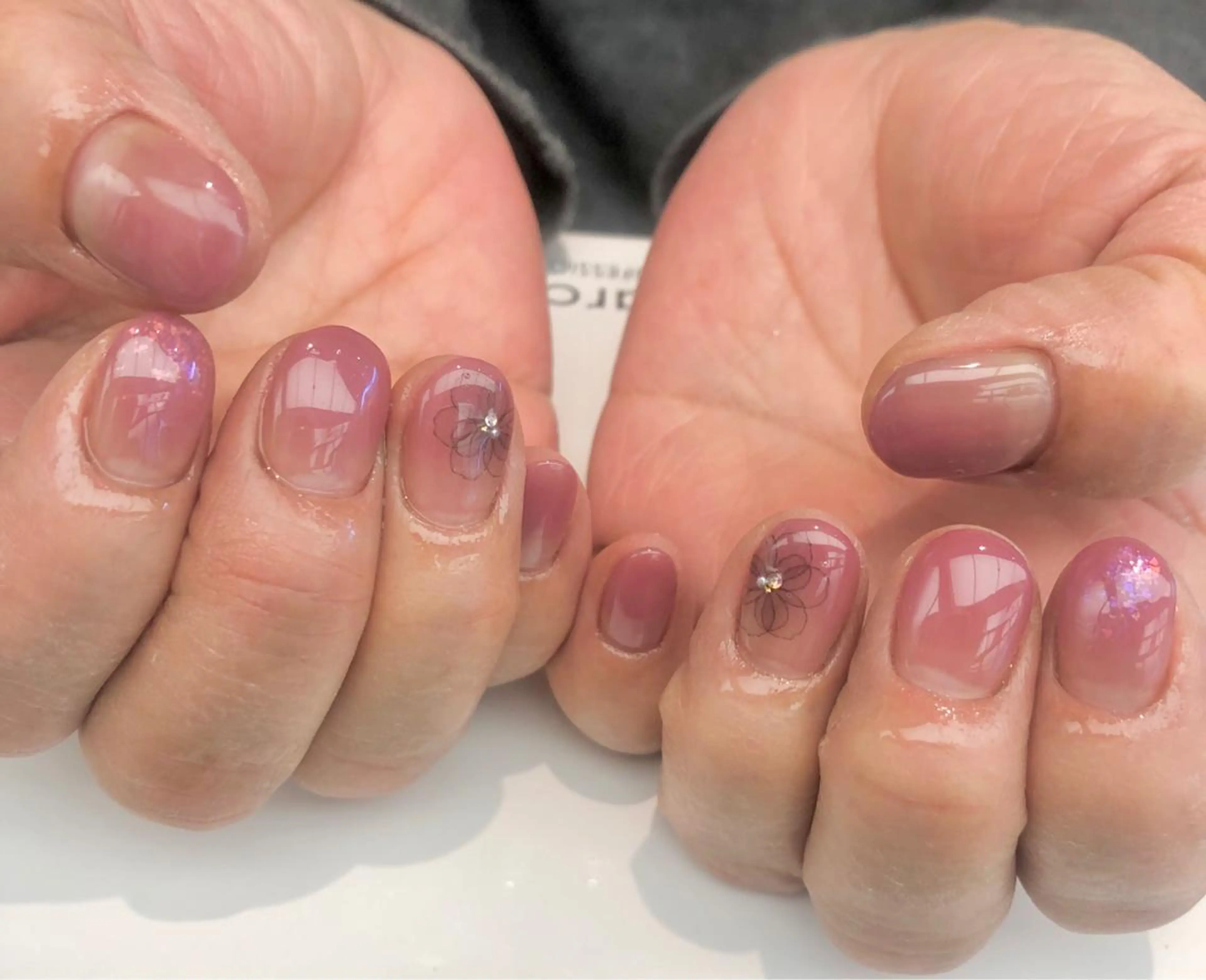 ネイル nuk.所属・坂本 萌のネイルデザイン