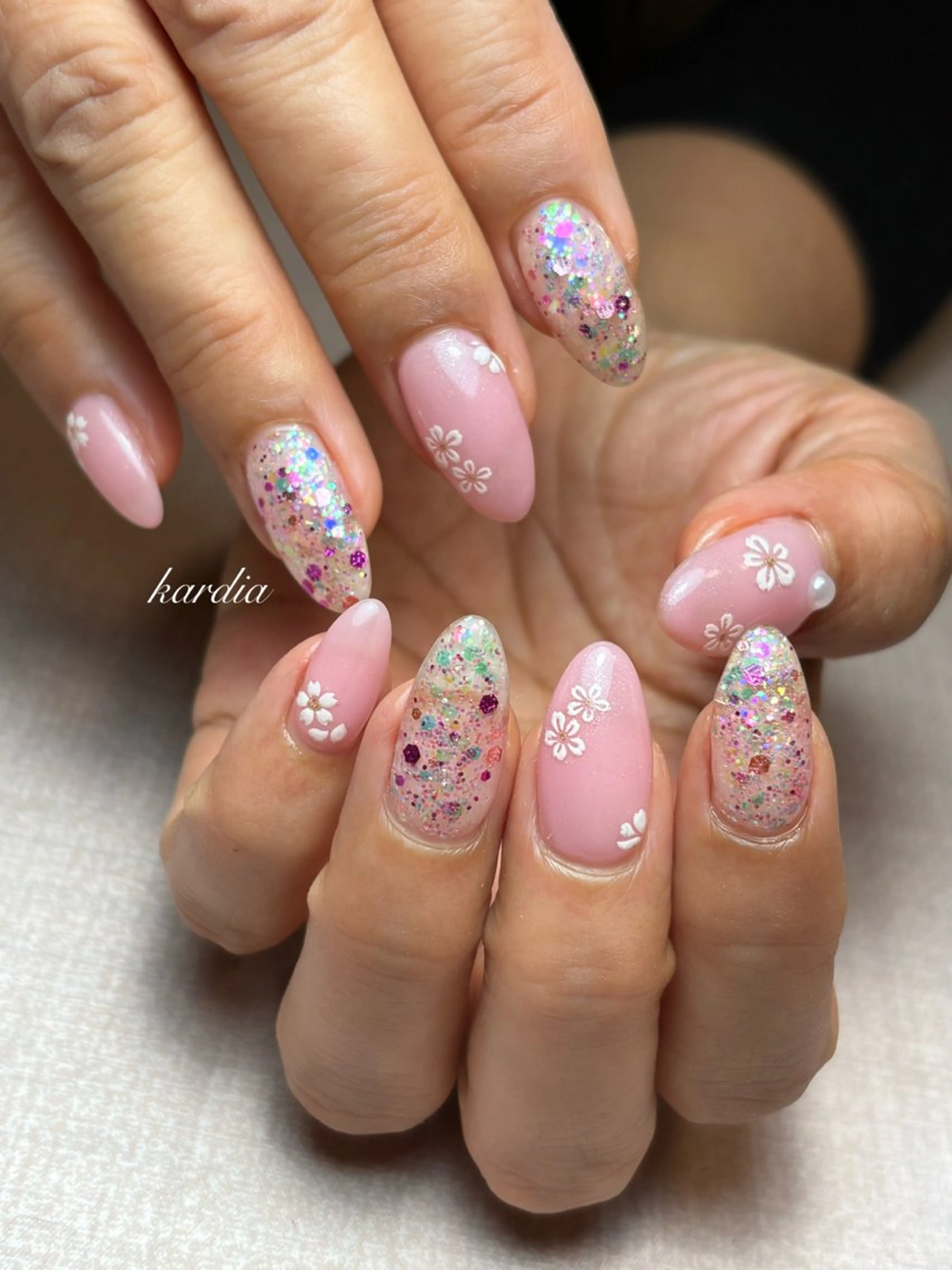 ネイル 持ち込み ハンドネイル καρδιά -ｶﾙﾃﾞｨｱ-のネイルデザイン