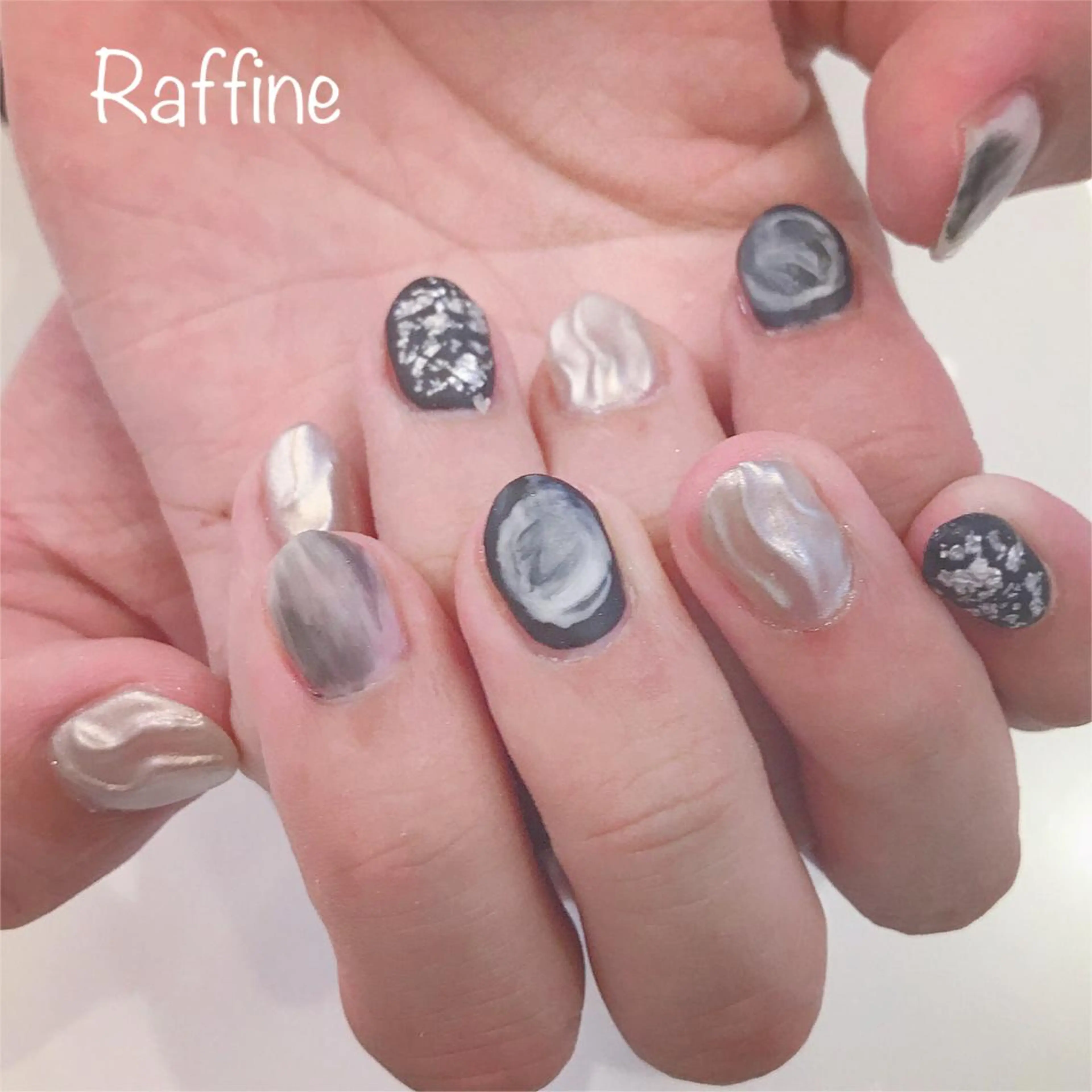 ネイル 韓国風✨髪質改善✨ 縮毛矯正✨松浦知奈美のヘアスタイル