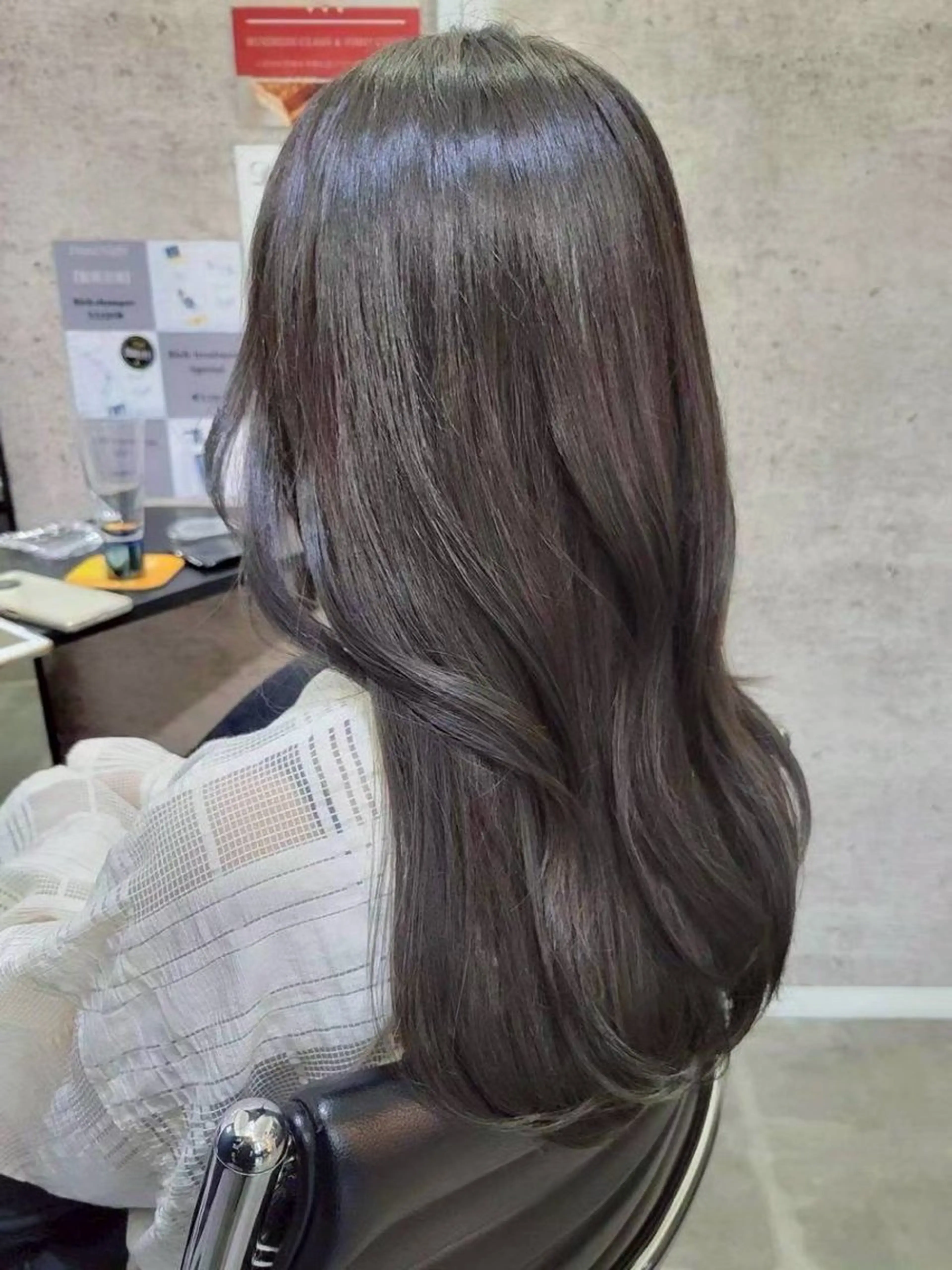 セミロング ヘアカラー トリートメント AYANO Day&Nightのヘアスタイル