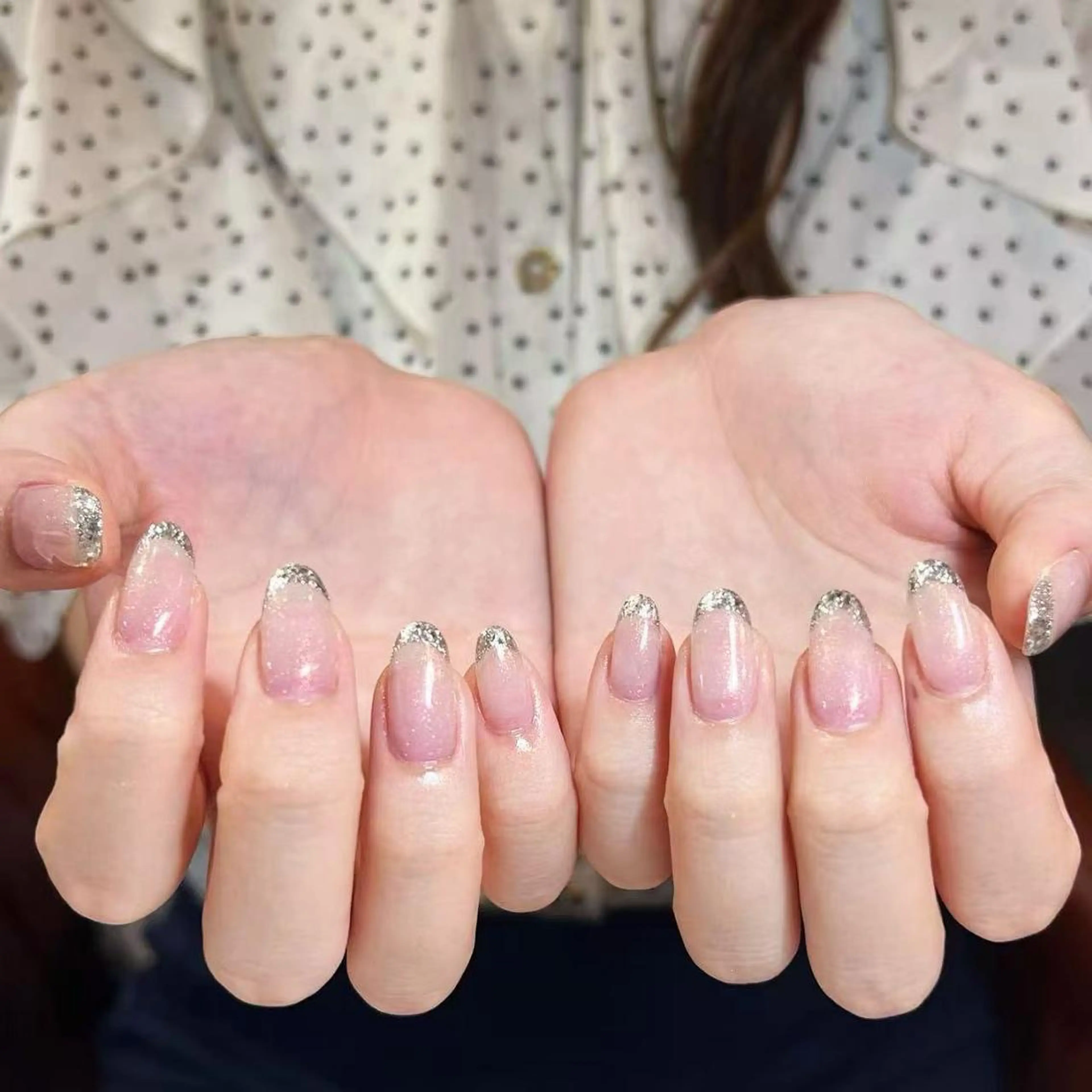 ネイル アートネイル オーロラネイル ガーリー キラキラネイル マグネットネイル ハンドネイル ハンドケア Plenty 🚢のネイルデザイン