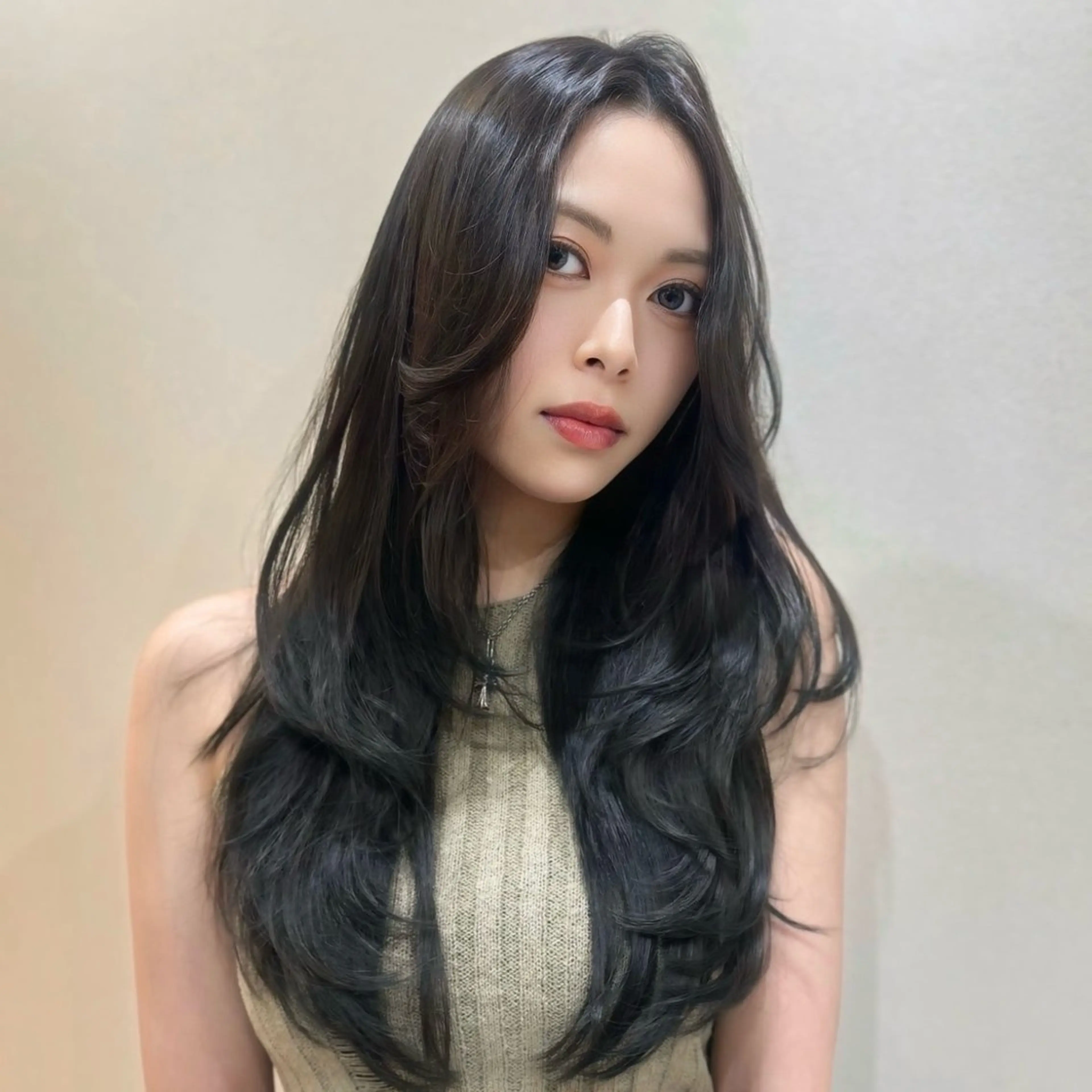 ロング カラー ワンホン×髪質改善 つのーか🩶‪🫧のヘアスタイル