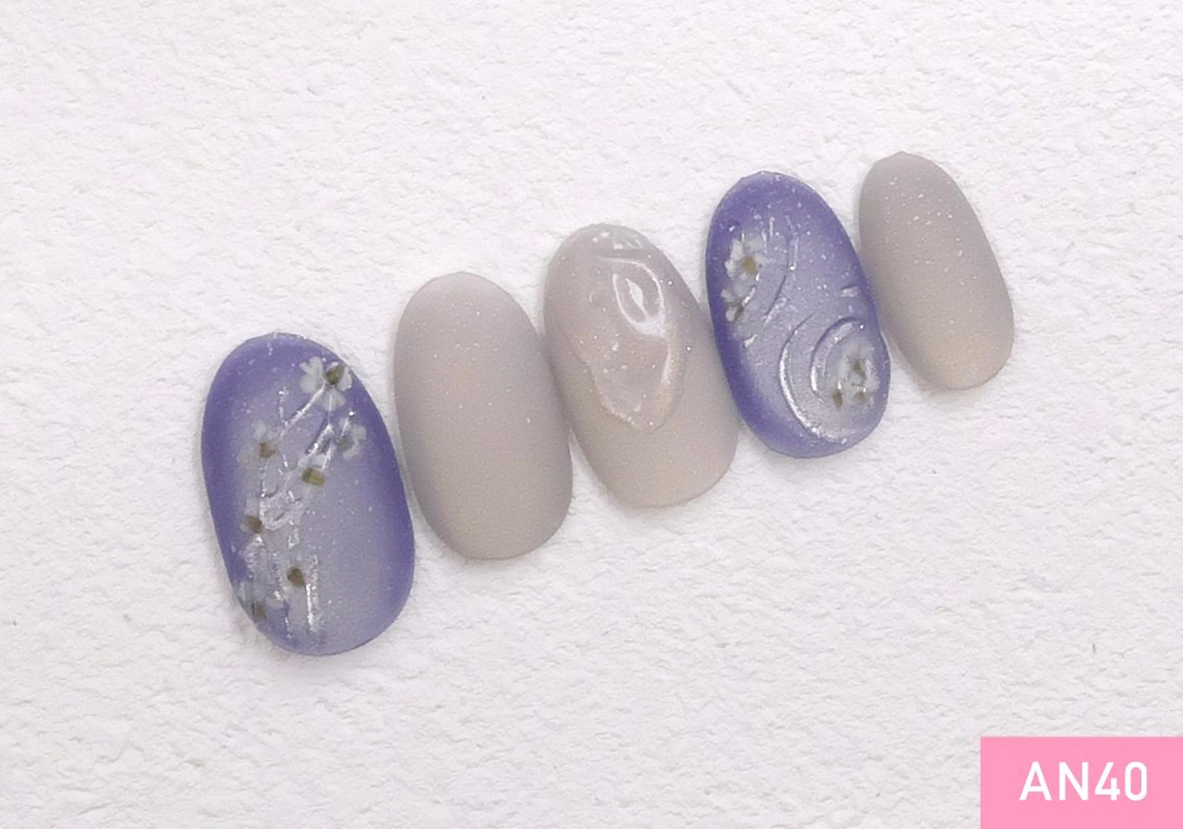 ネイル ゴールド 池袋🪐 Nailのネイルデザイン