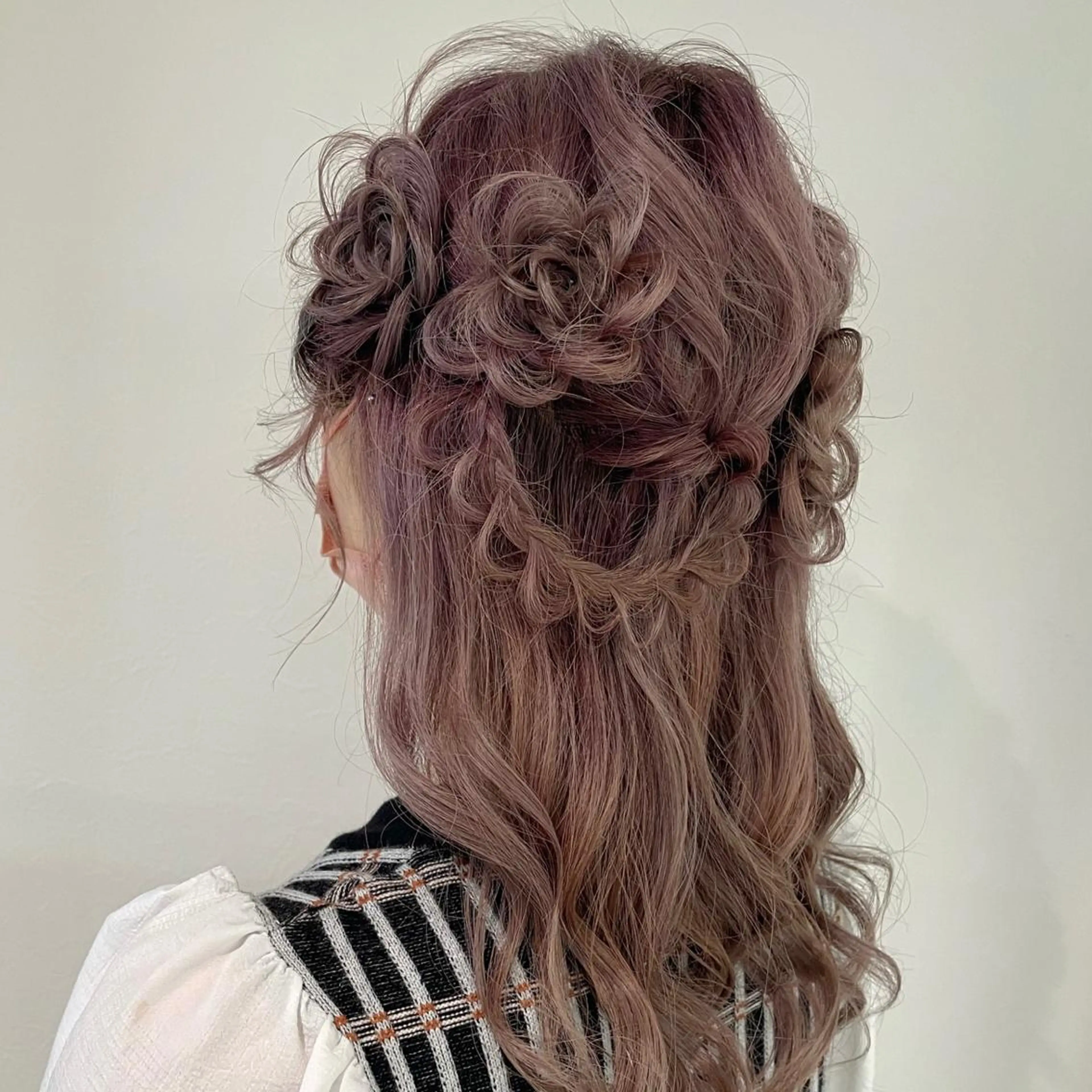 セミロング カラー ヘアアレンジ ヘアセット これた🧸ヘアメ職人 ♡髪質改善♡カラーのヘアスタイル