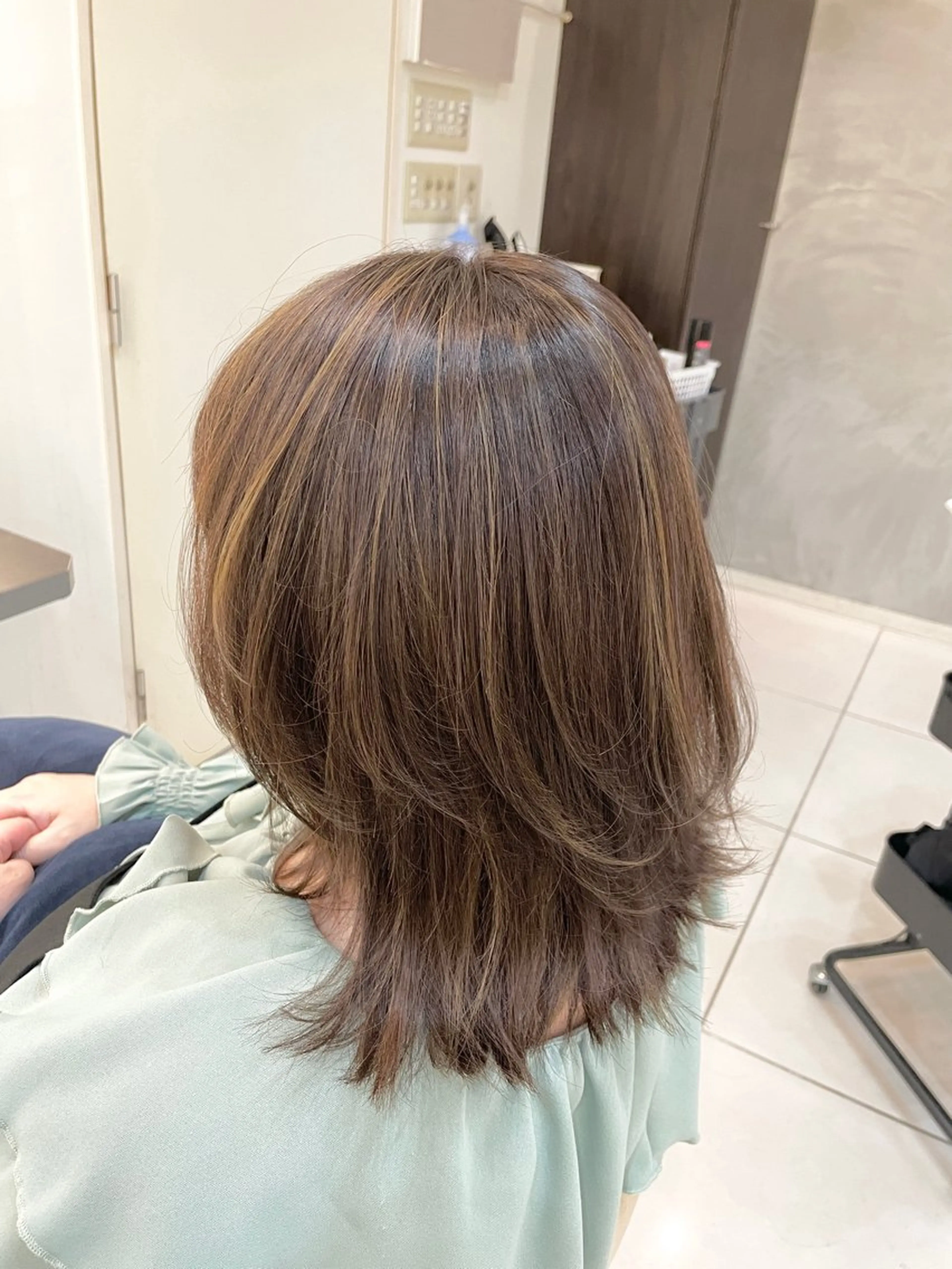 ミディアム カラー ワンレンボブ バレイヤージュ ブリーチ ダブルカラー ボブ 髪質改善専門 YOSHIのヘアスタイル