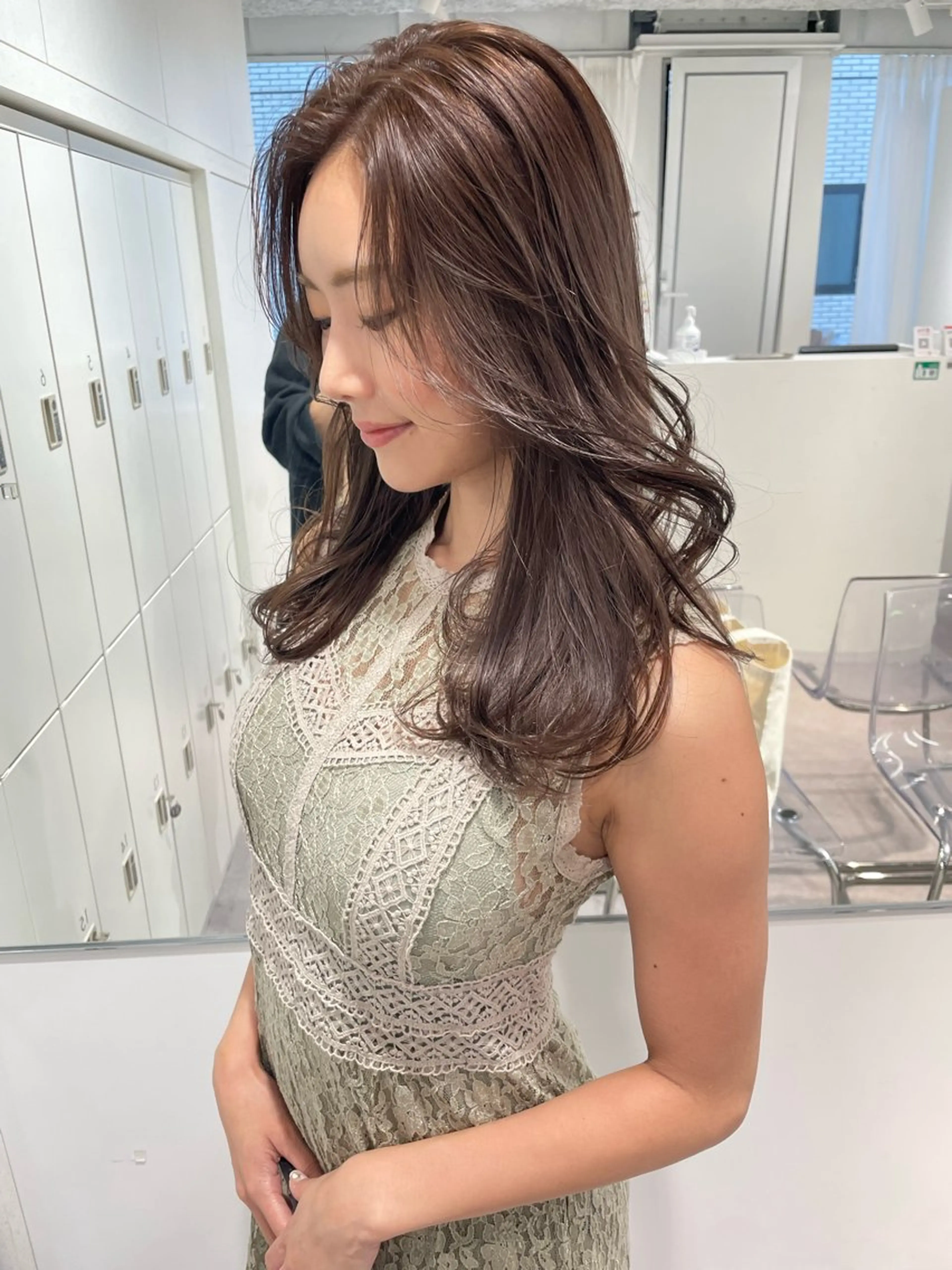 セミロング カラー ブラウンカラー 韓国風ヘア レイヤーカット カット ヘアカラー トリートメント 韓国ハッシュカット/ 新宿/髪質改善/岡崎のヘアスタイル