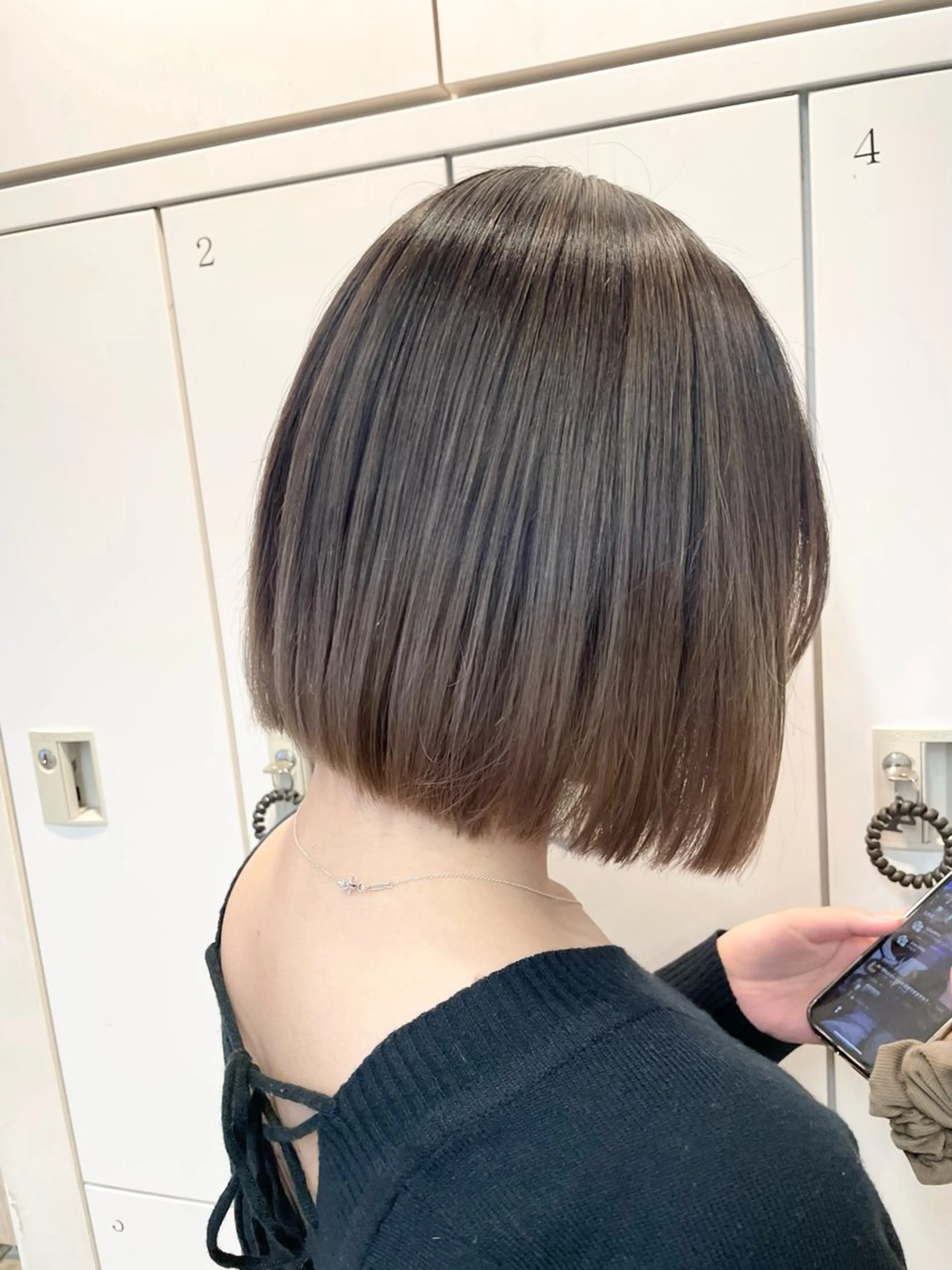 ミディアム カラー バレイヤージュ レイヤーカット ヘアカラー トリートメント ✨横須賀髪質改善✨️ 加藤 百音のヘアスタイル